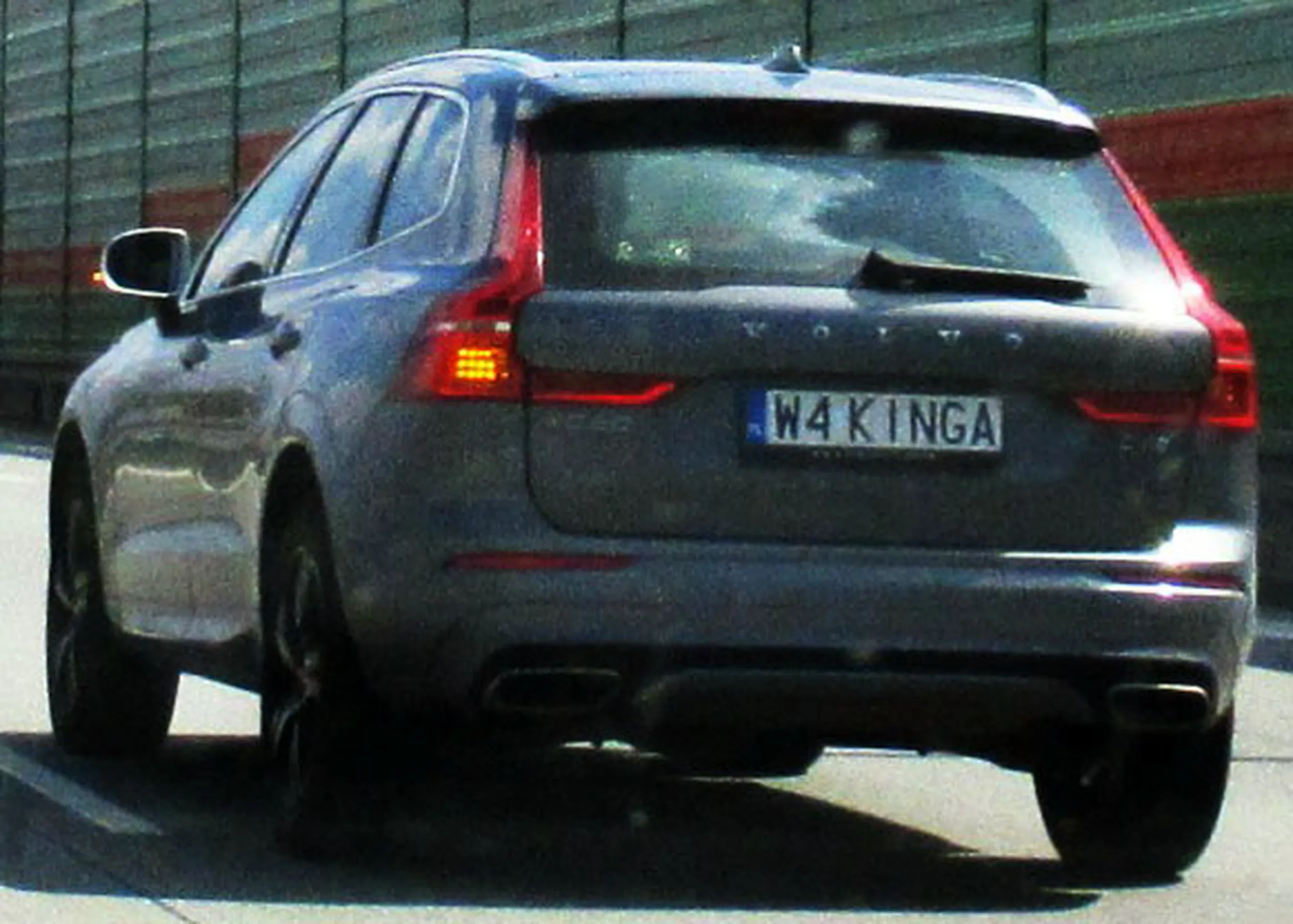 Fajny numer, blacha W4 KINGA