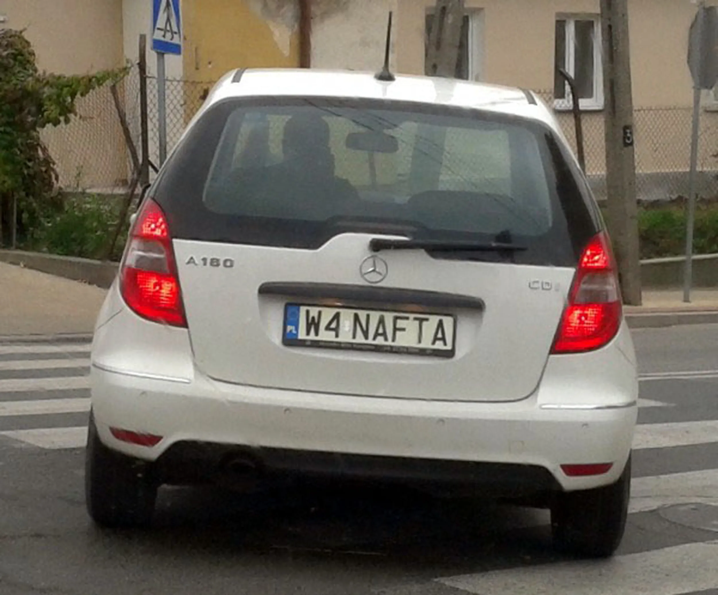 Fajny numer, blacha W4 NAFTA