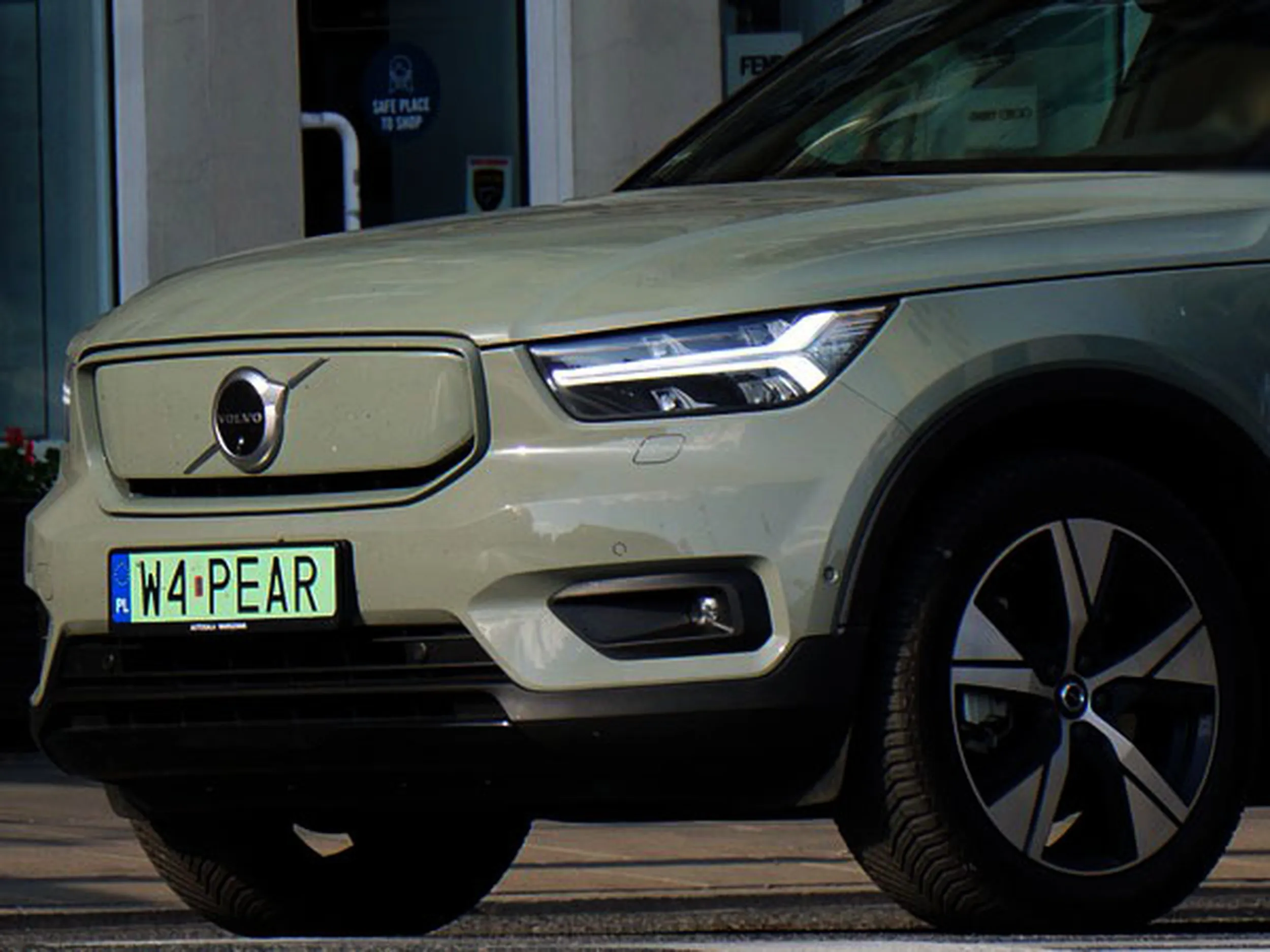 Fajny numer, blacha W4 PEAR