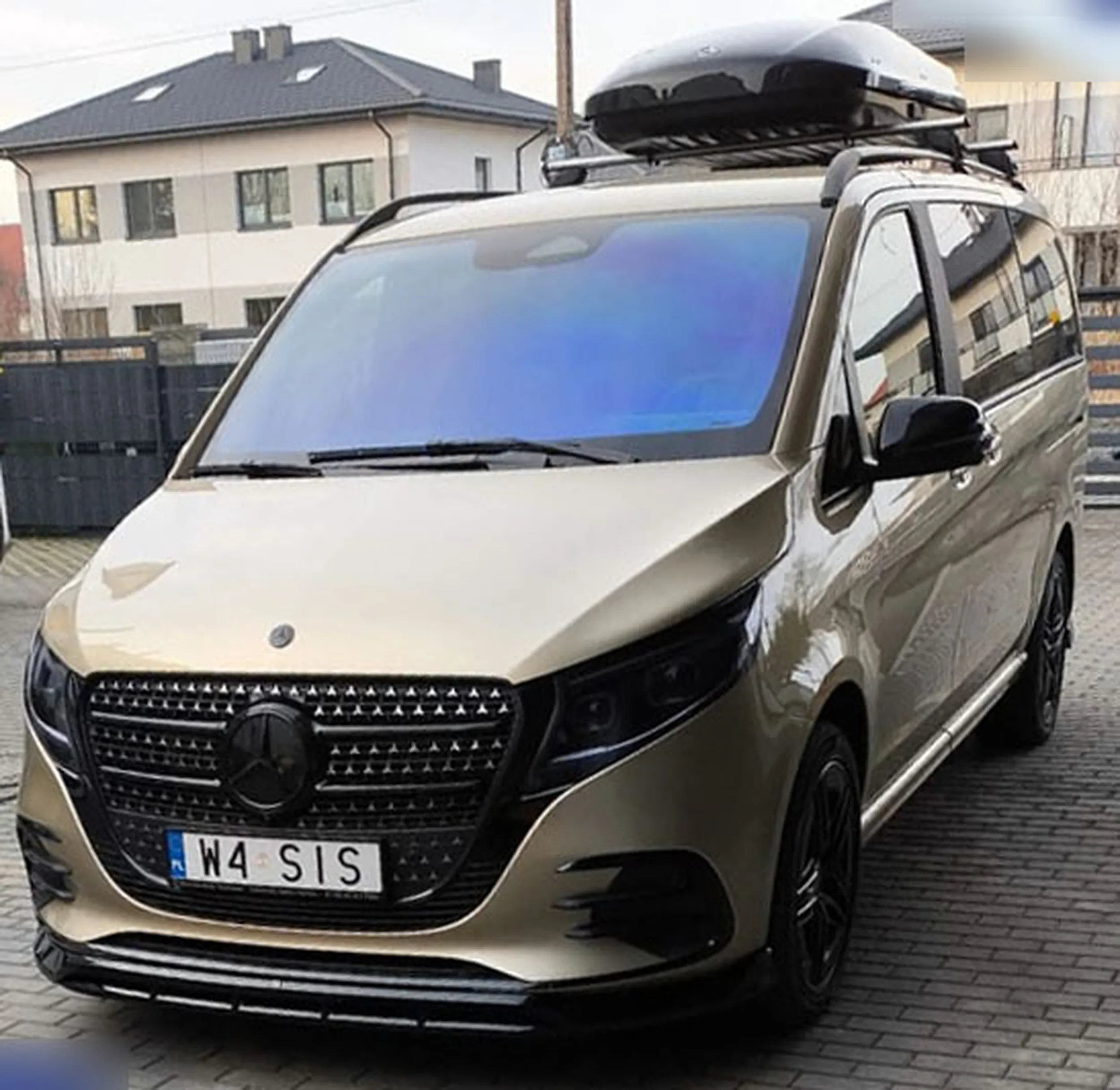 Fajny numer, blacha W4 SIS