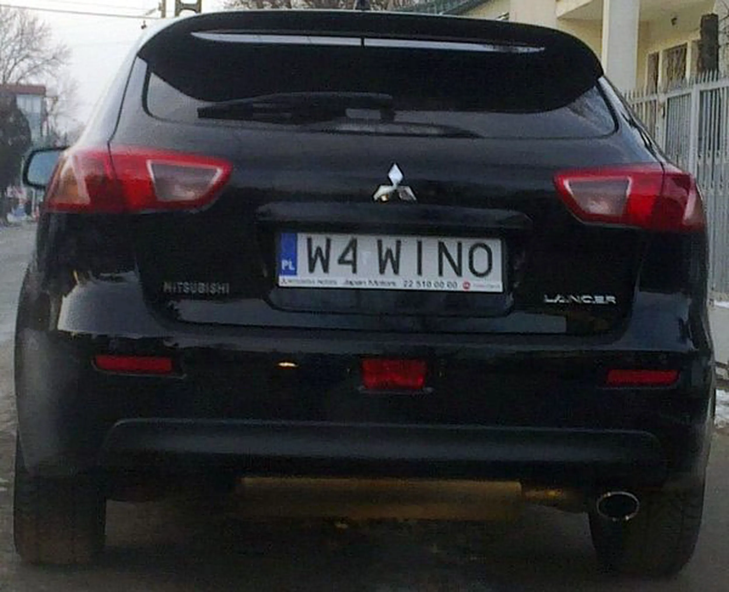 Fajny numer, blacha W4 WINO