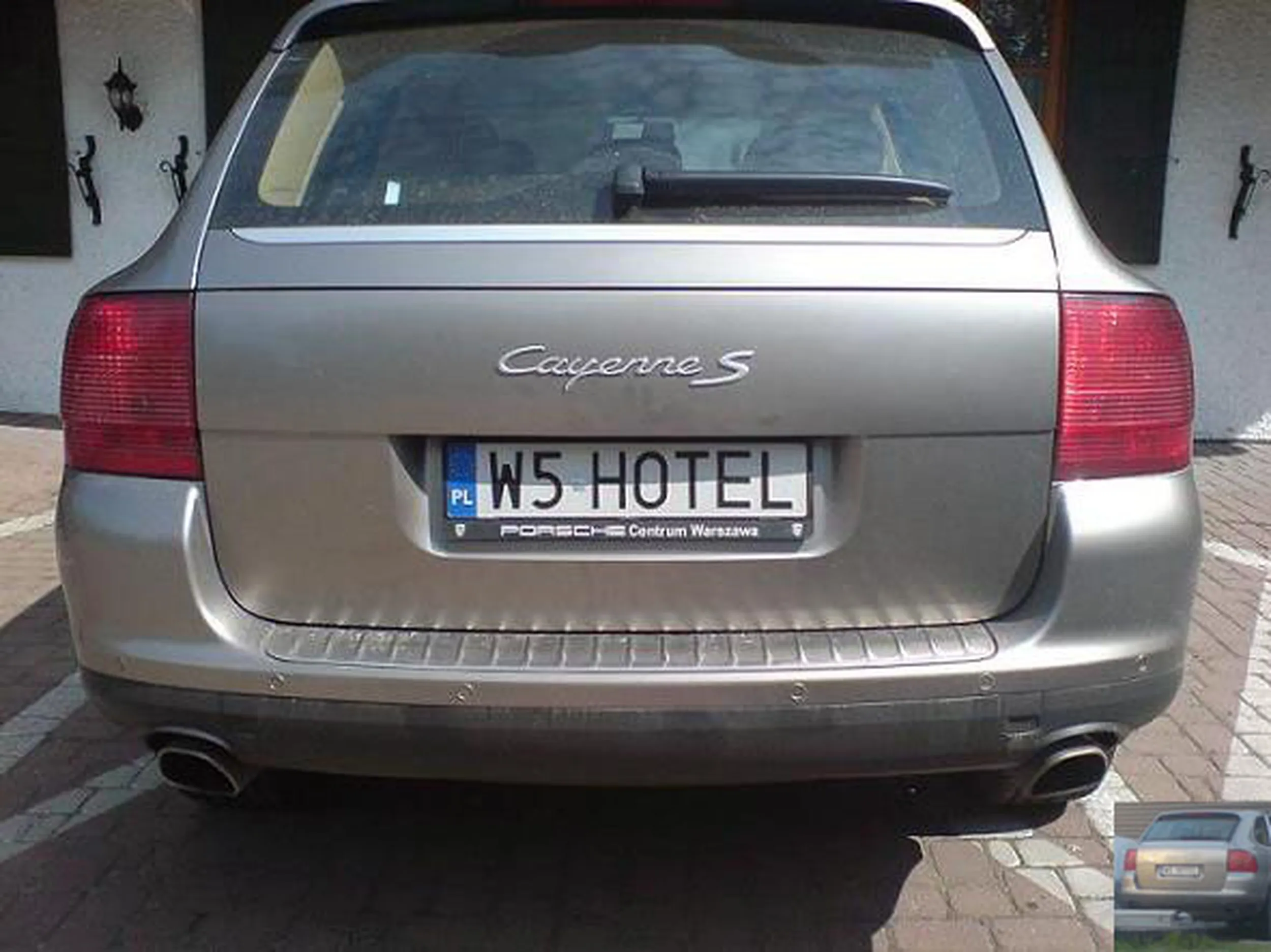 Fajny numer, blacha W5 HOTEL