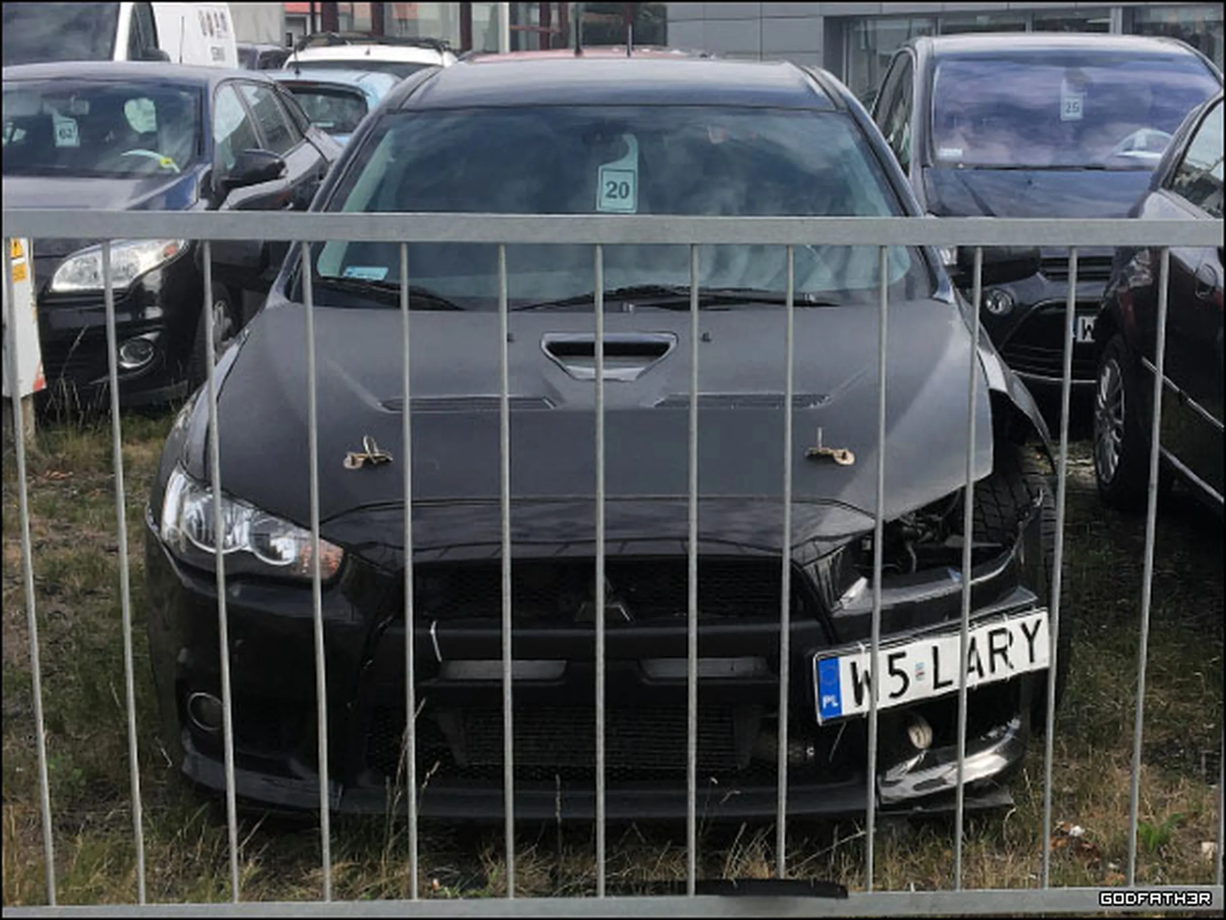 Fajny numer, blacha W5 LARY