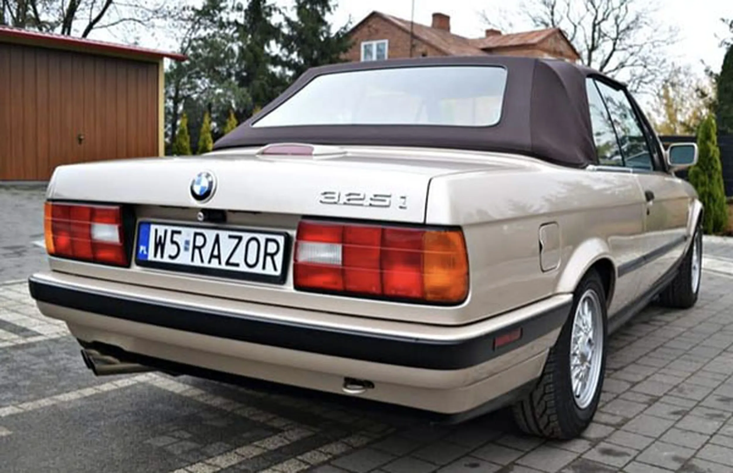 Fajny numer, blacha W5 RAZOR