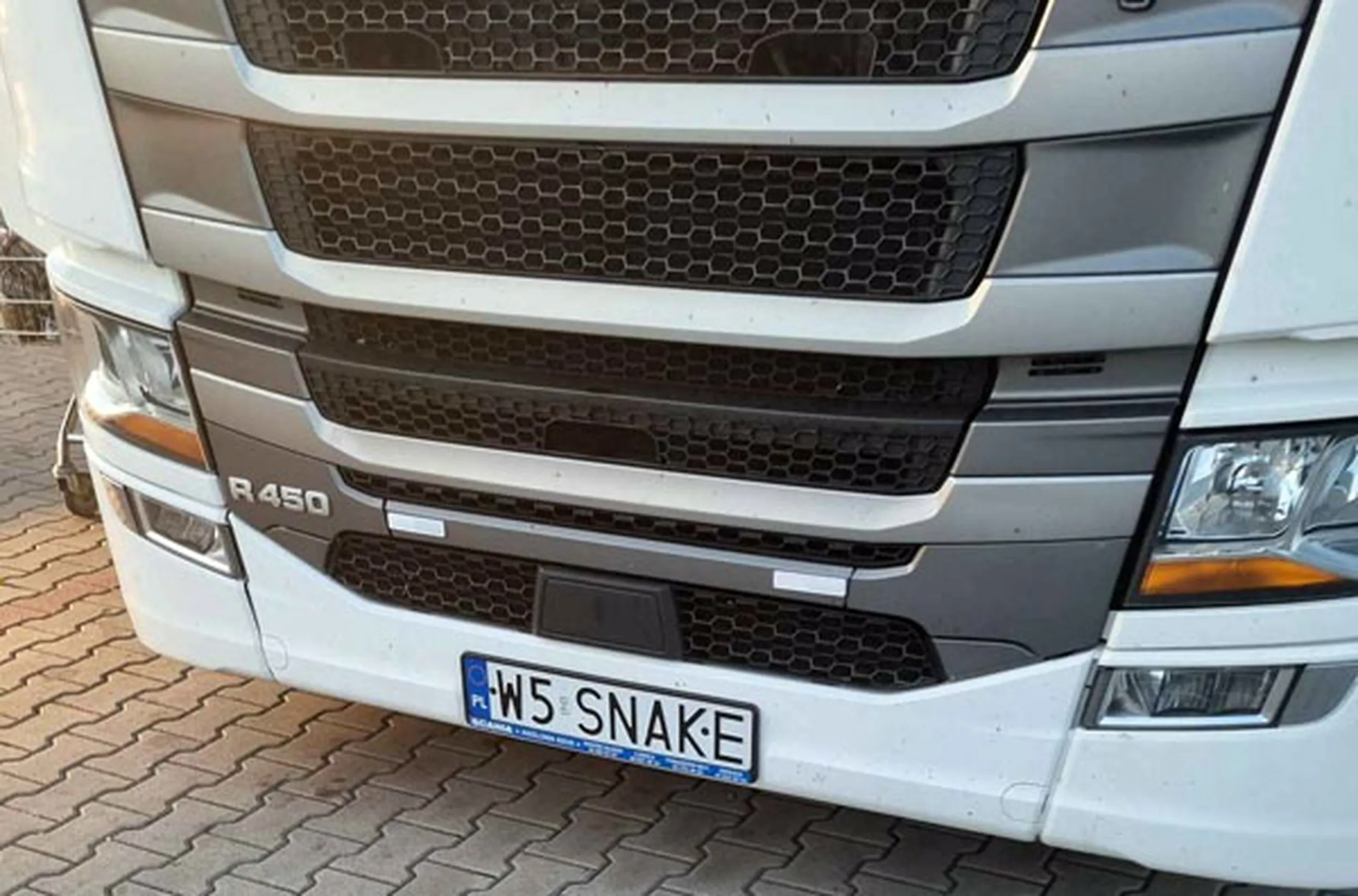 Fajny numer, blacha W5 SNAKE