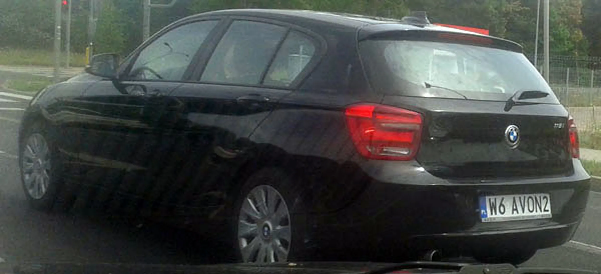 Fajny numer, blacha W6 AVON2