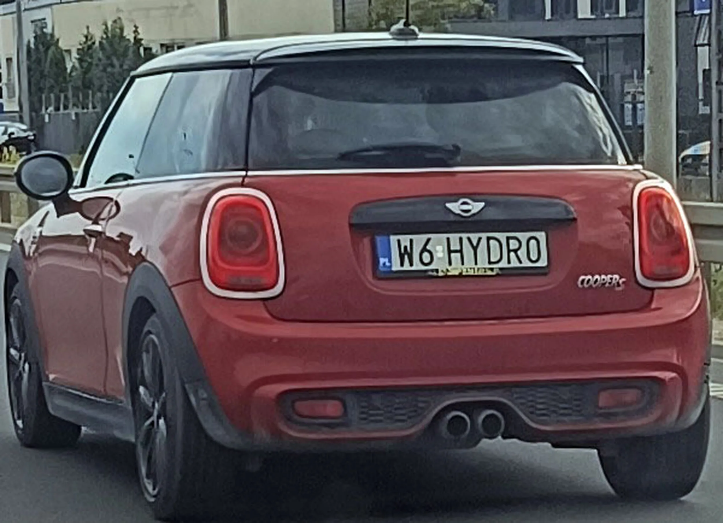 Fajny numer, blacha W6 HYDR0