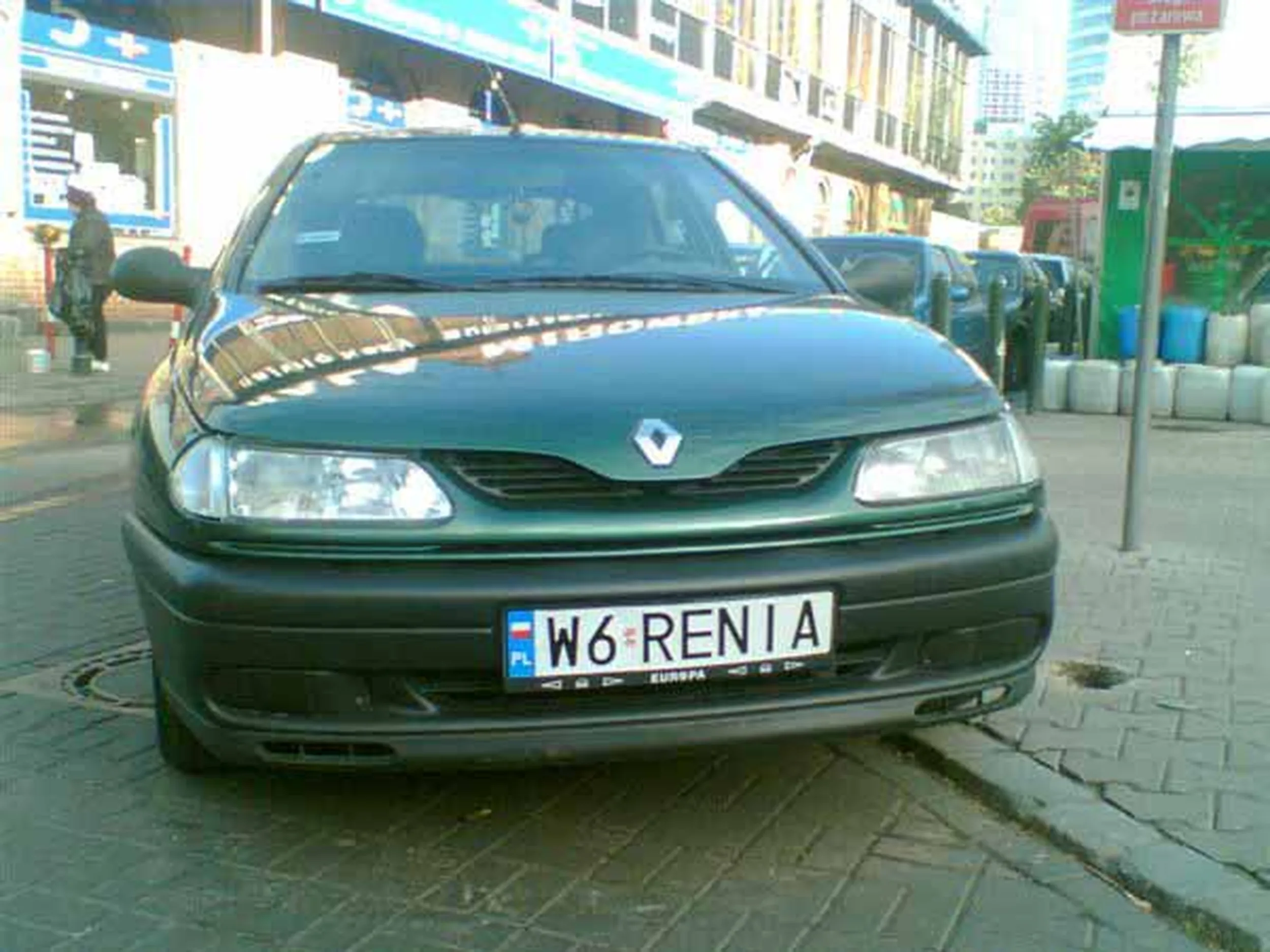 Fajny numer, blacha W6 RENIA