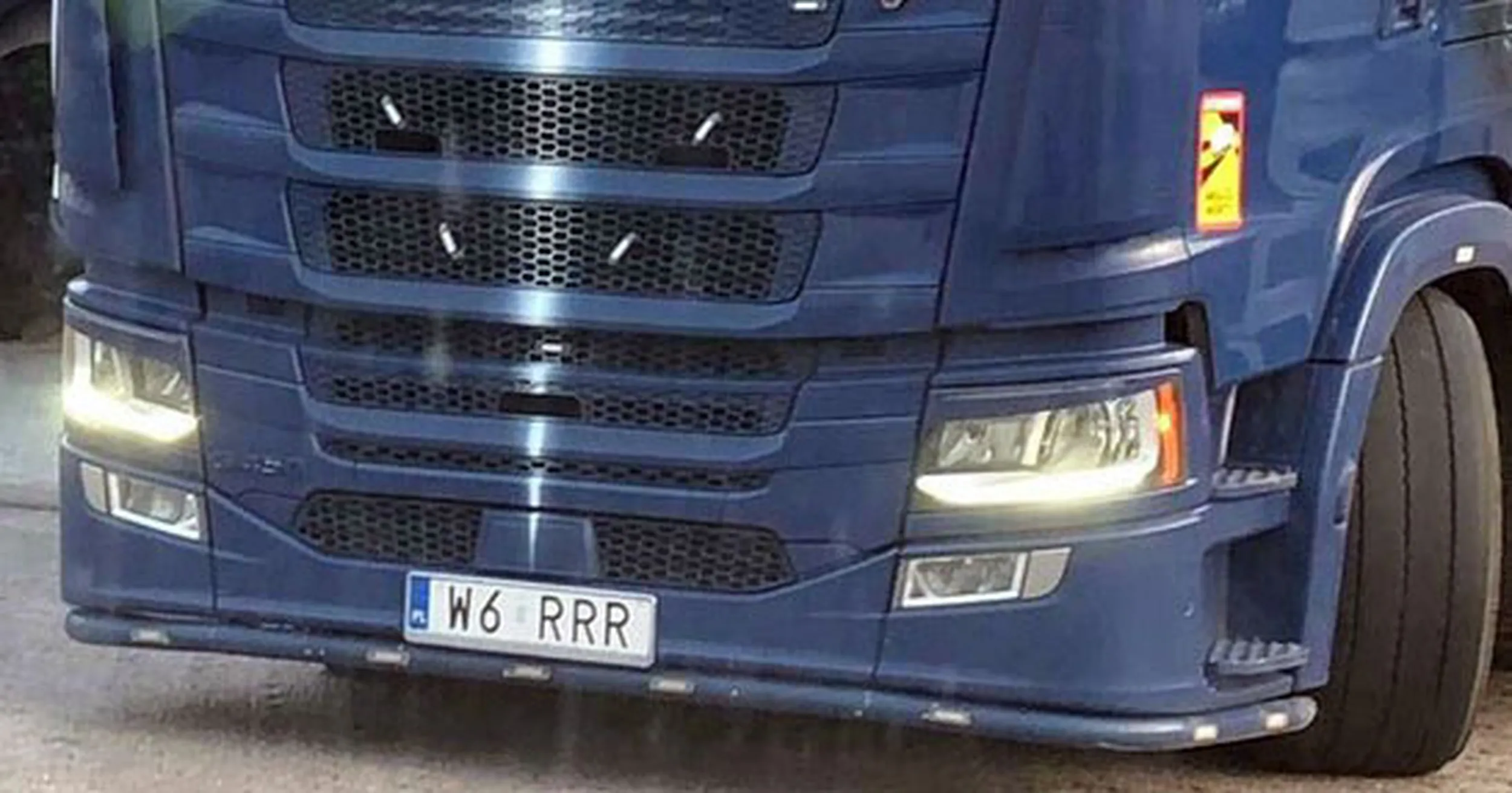 Fajny numer, blacha W6 RRR
