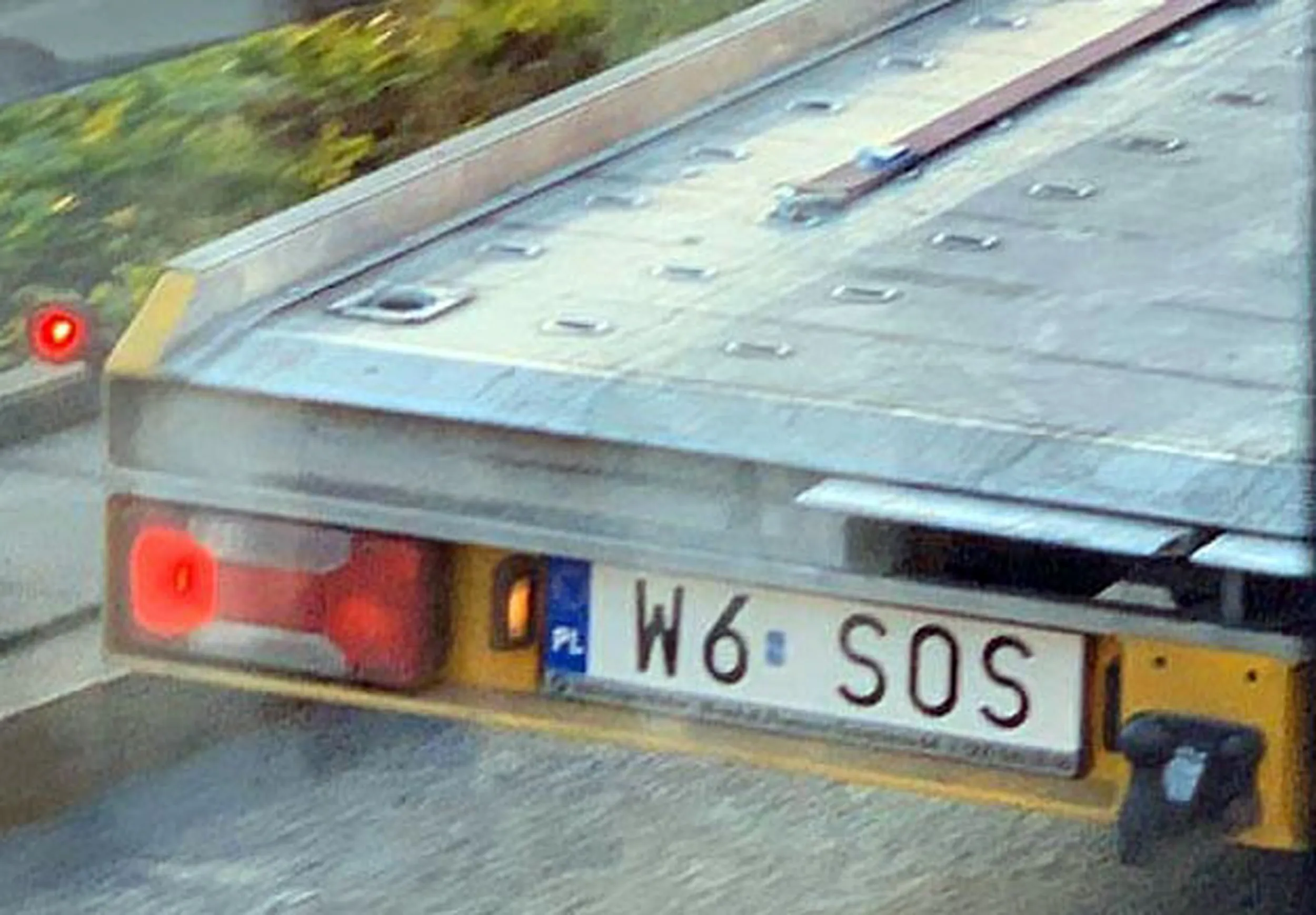 Fajny numer, blacha W6 SOS