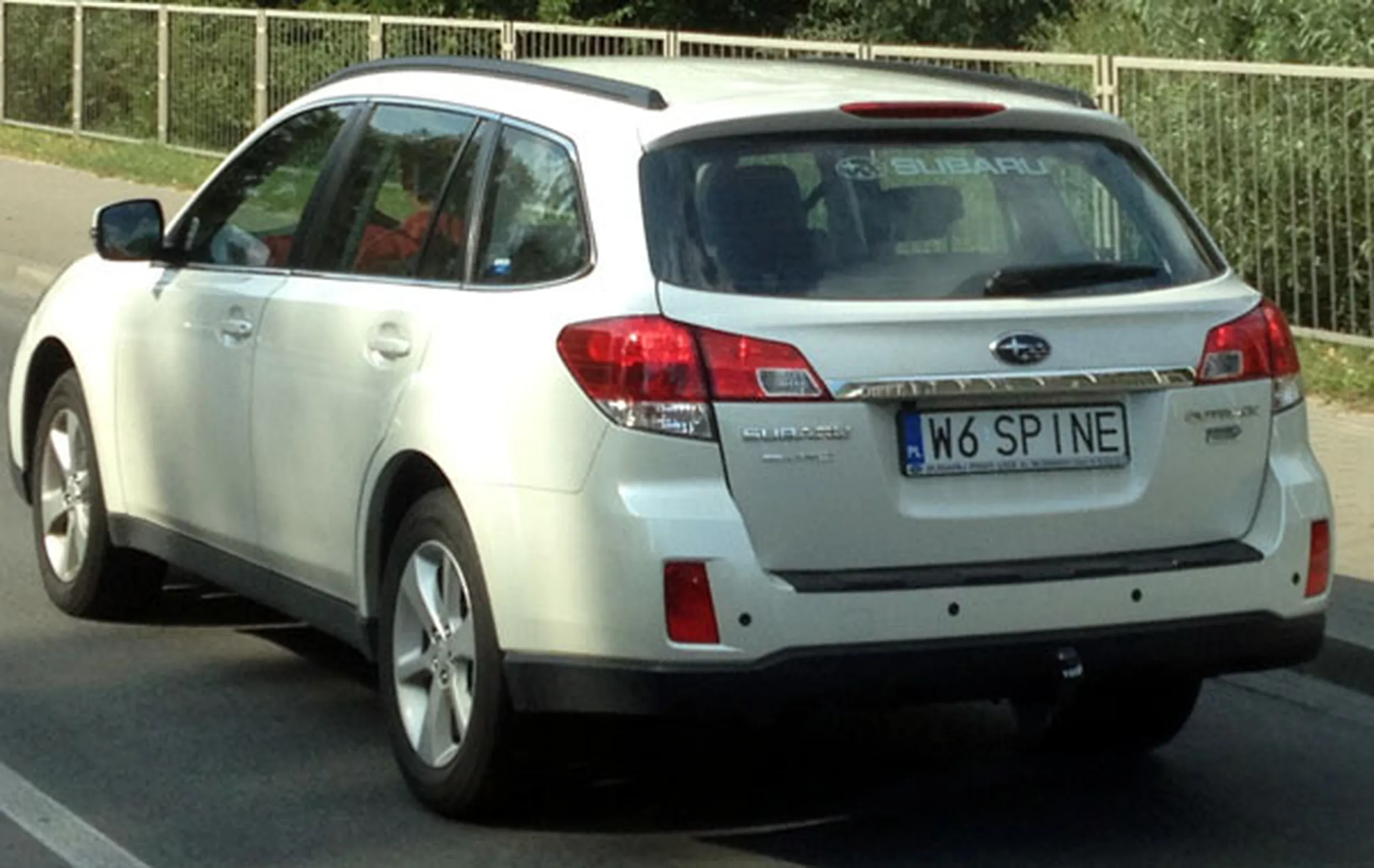 Fajny numer, blacha W6 SPINE