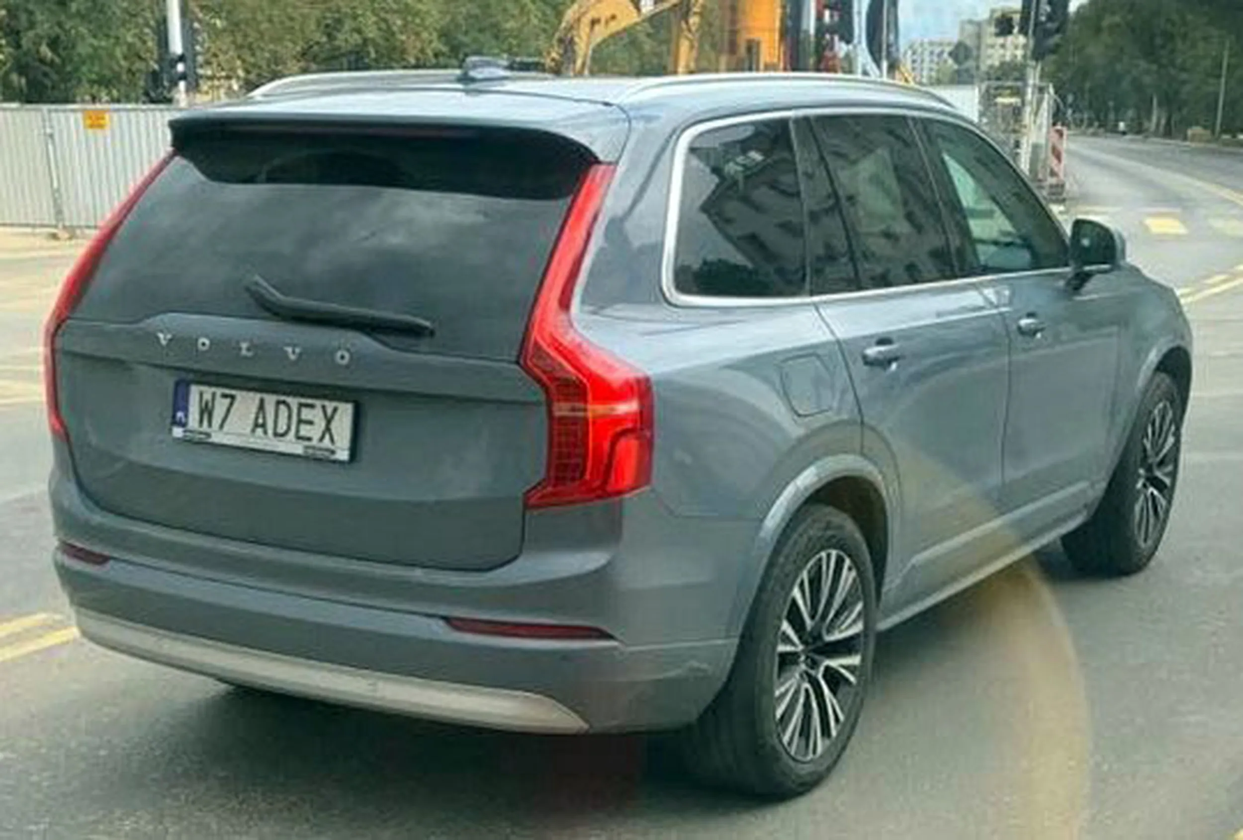 Fajny numer, blacha W7 ADEX