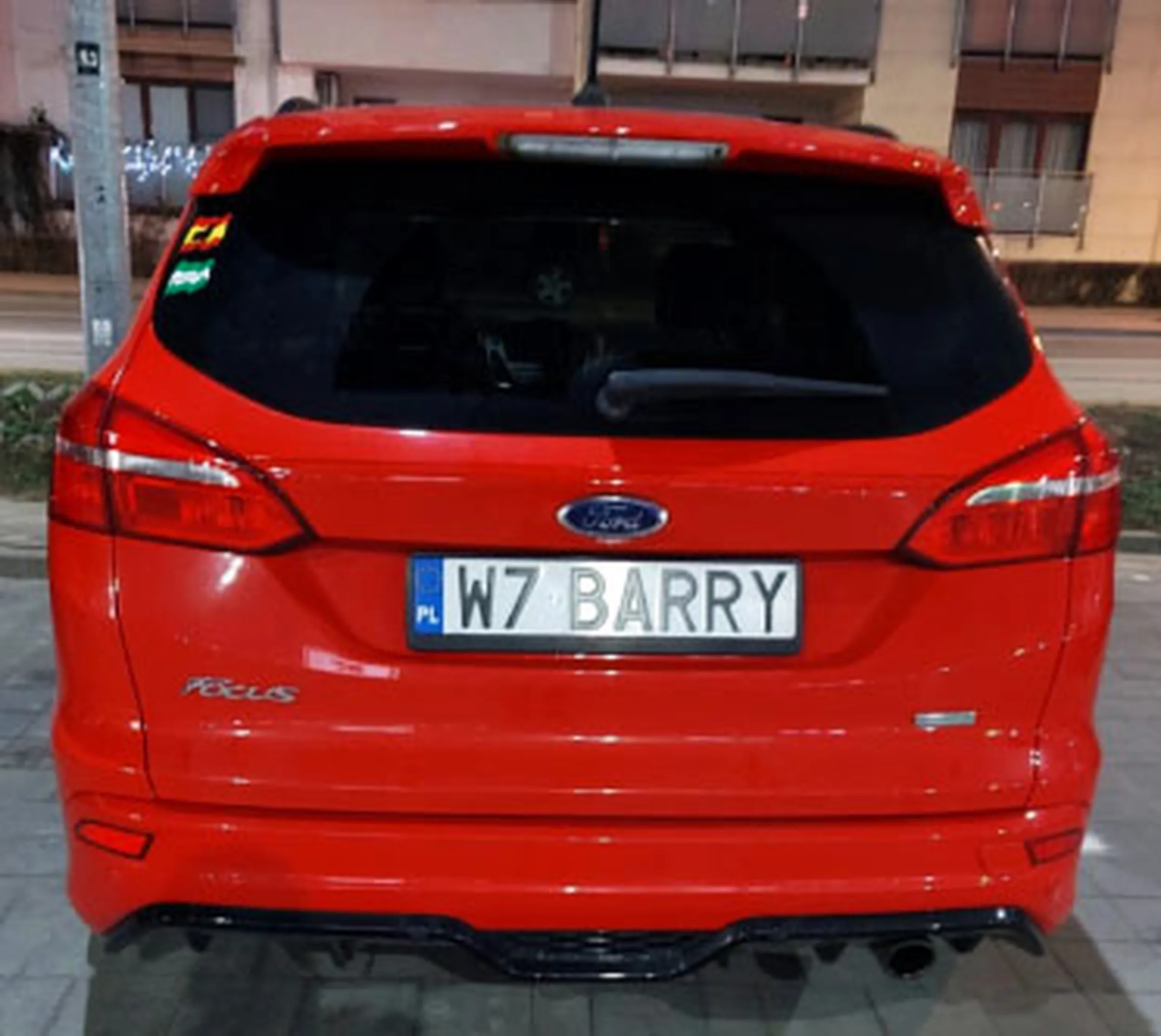 Fajny numer, blacha W7 BARRY