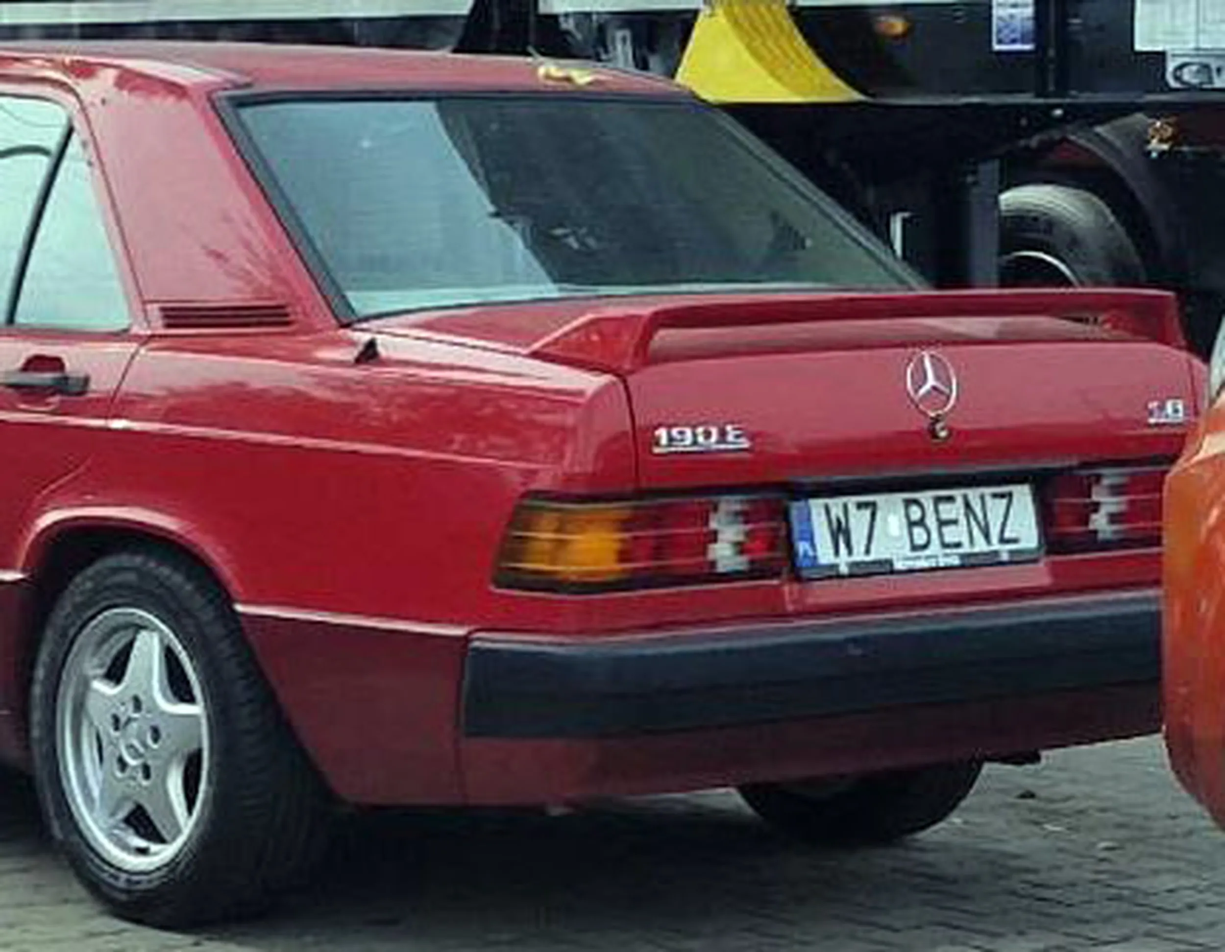Fajny numer, blacha W7 BENZ