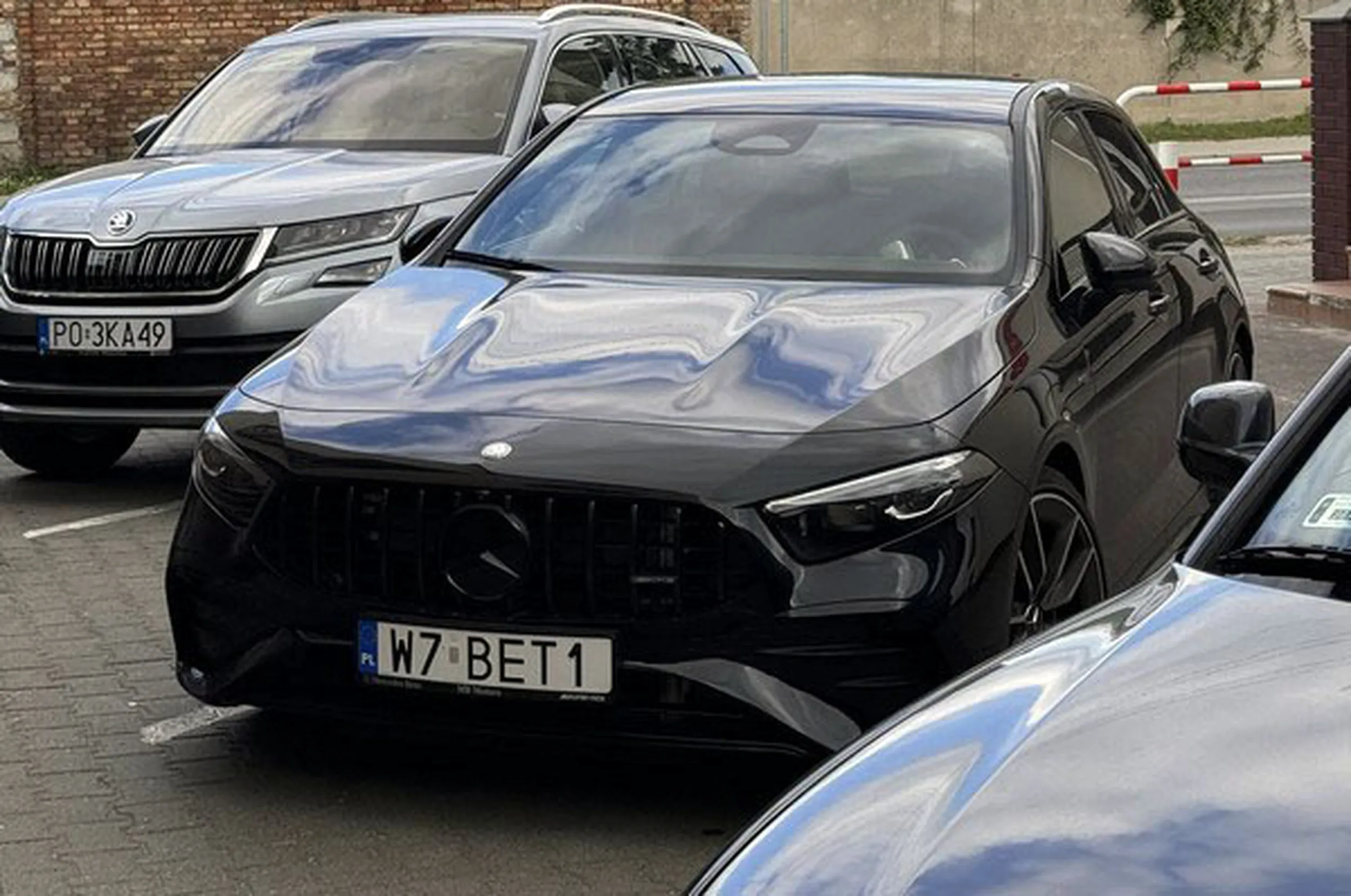 Fajny numer, blacha W7 BET1