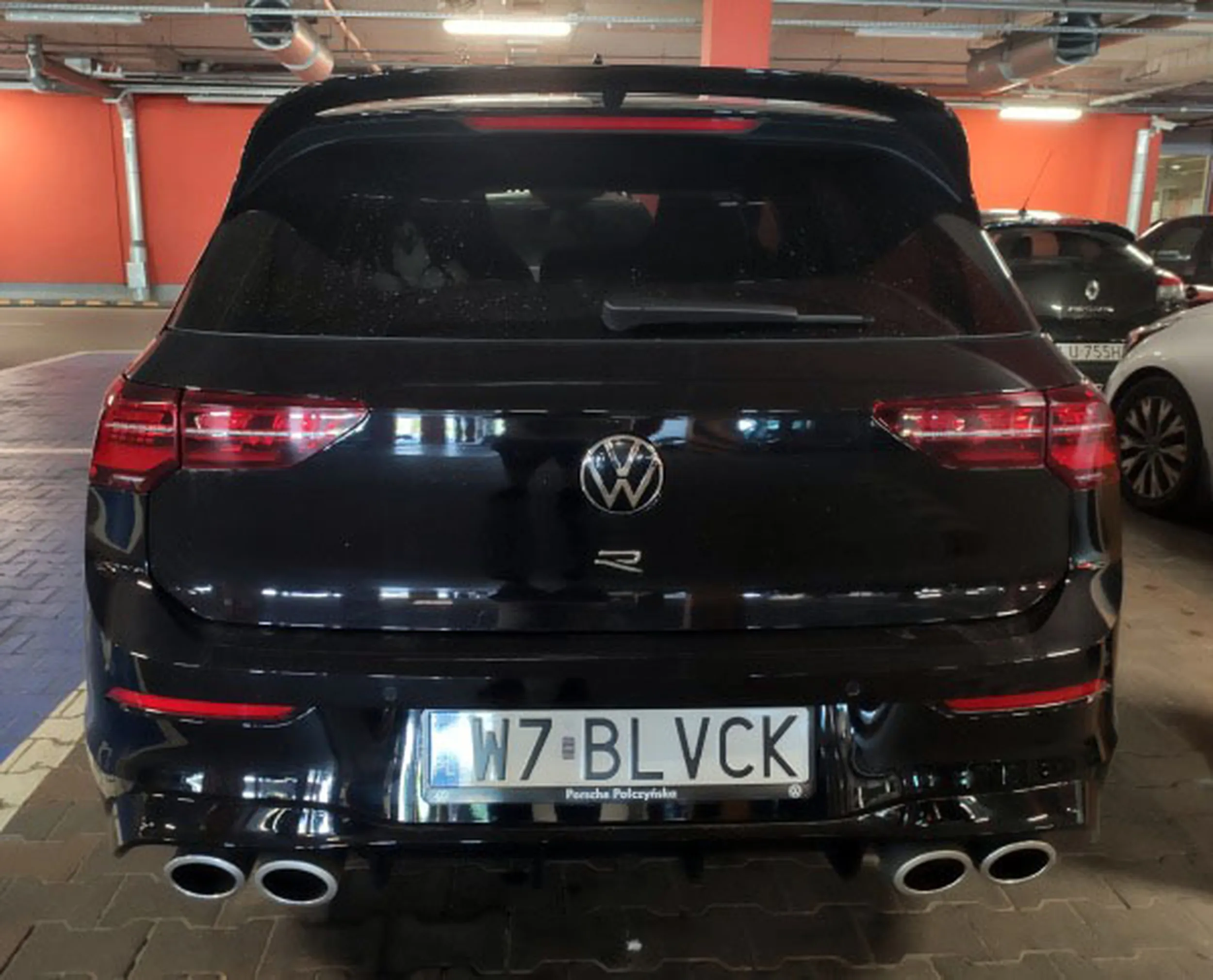 Fajny numer, blacha W7 BLVCK