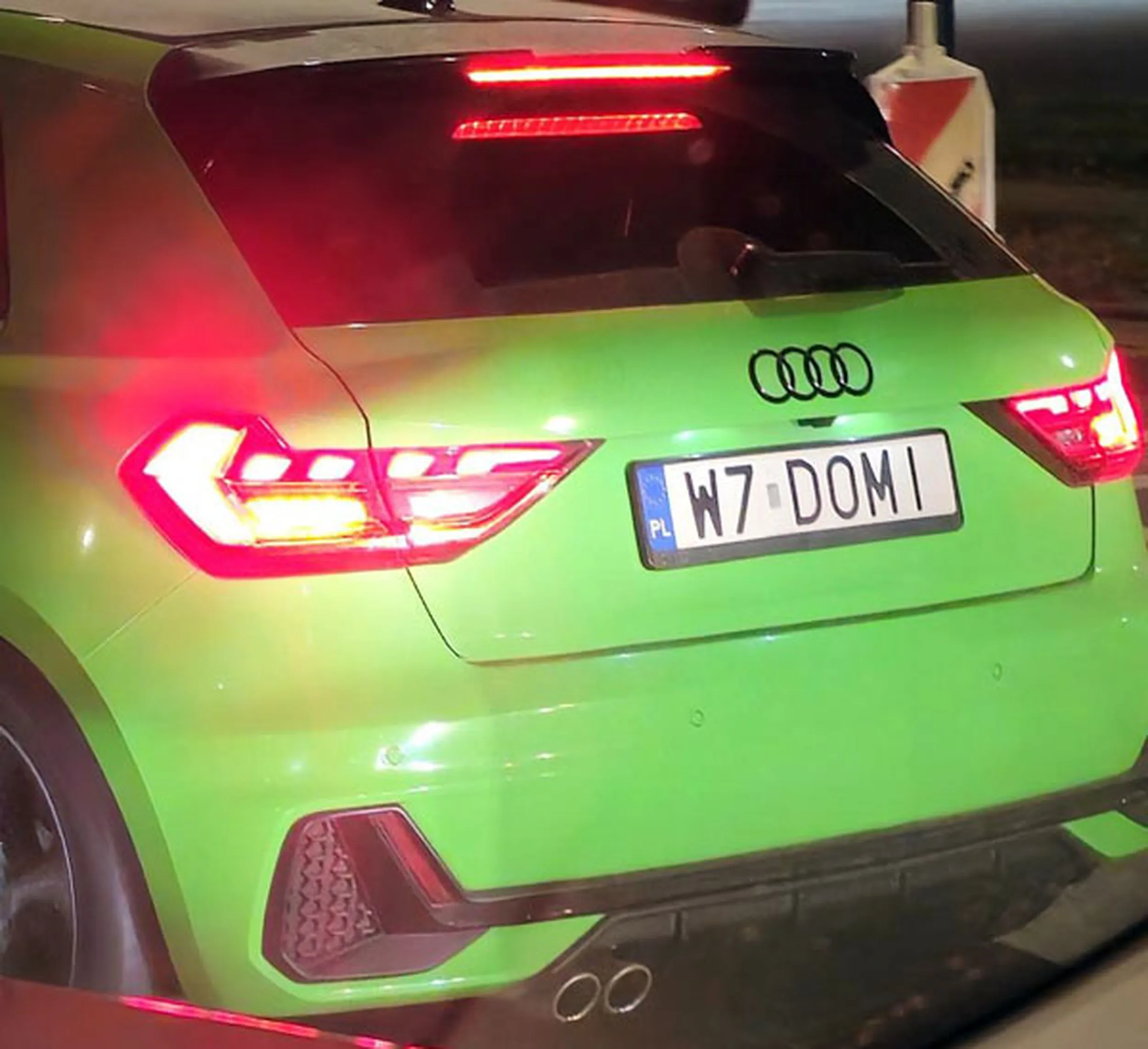 Fajny numer, blacha W7 DOMI