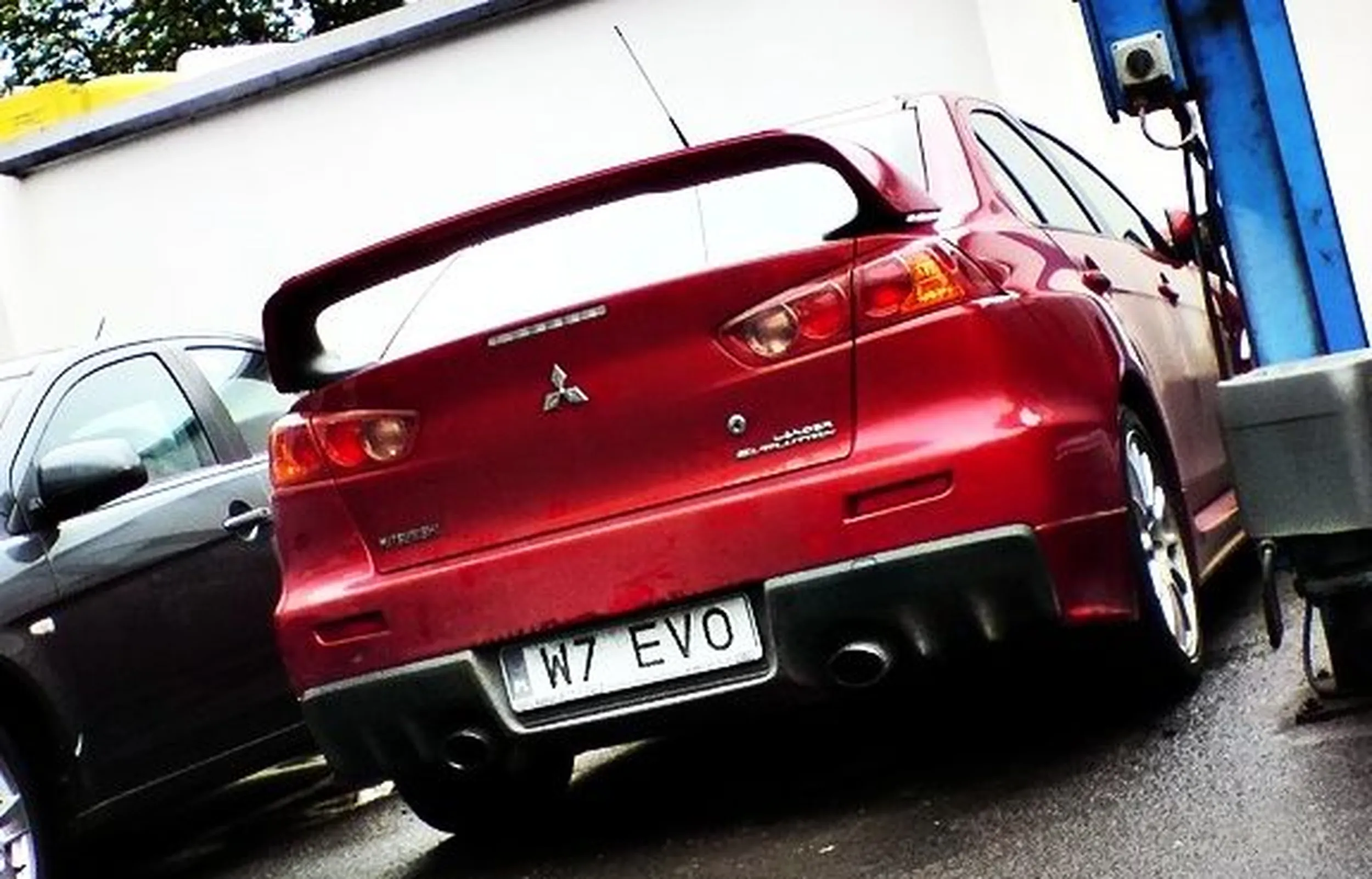 Fajny numer, blacha W7 EVO