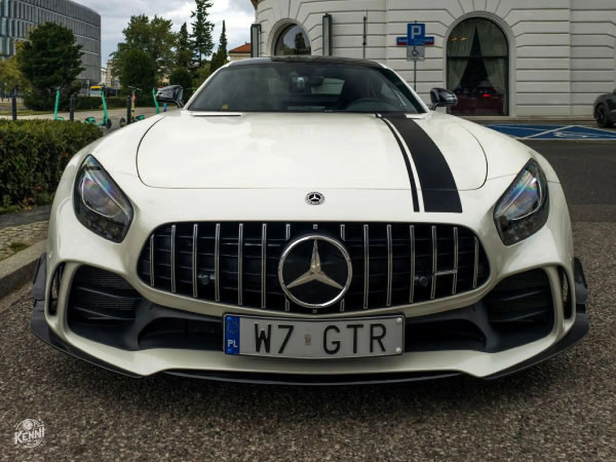 Fajny numer, blacha W7 GTR