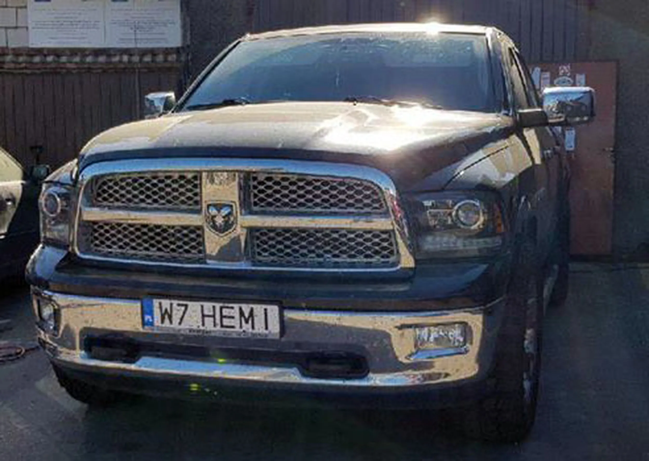 Fajny numer, blacha W7 HEMI