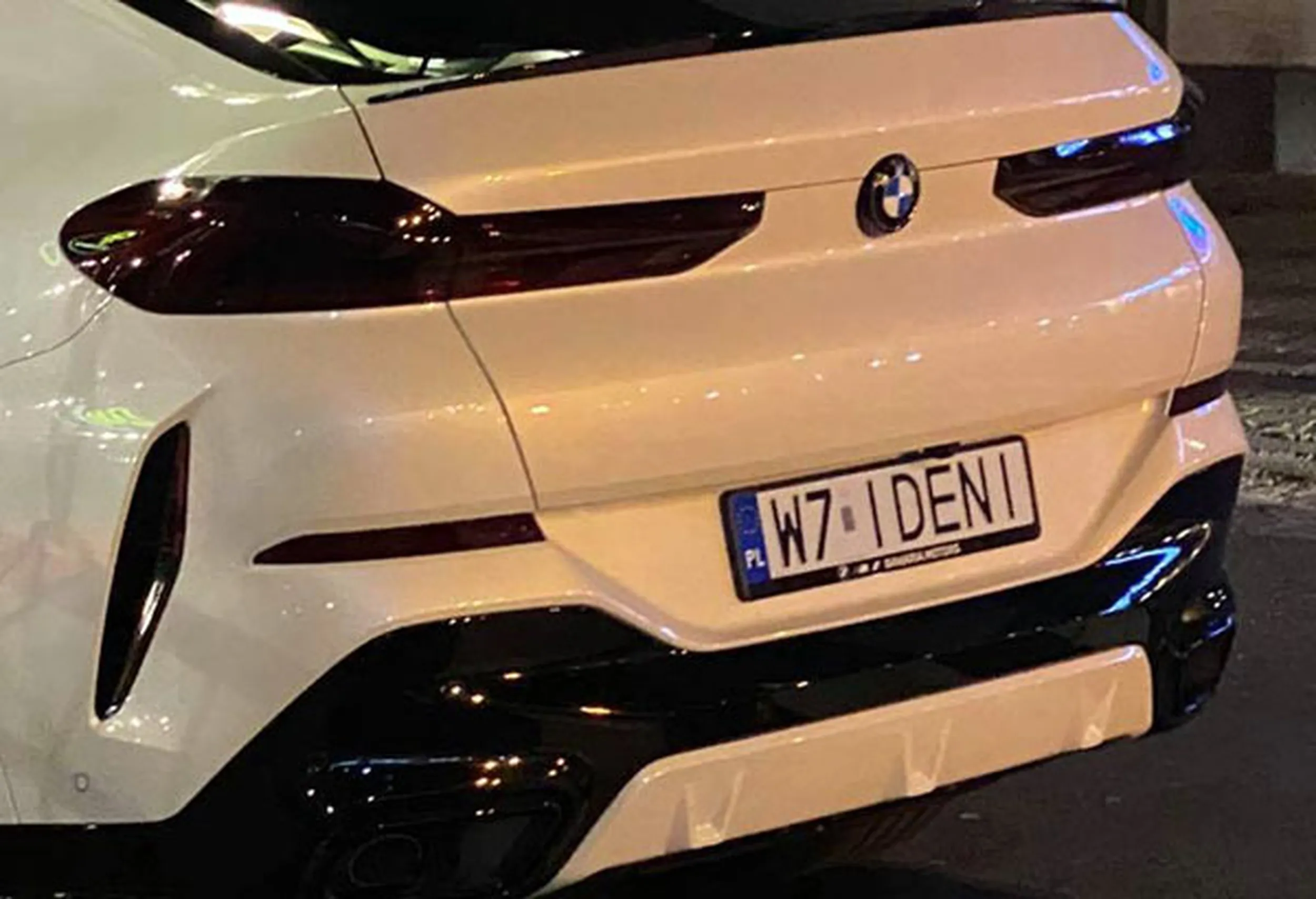 Fajny numer, blacha W7 IDENI