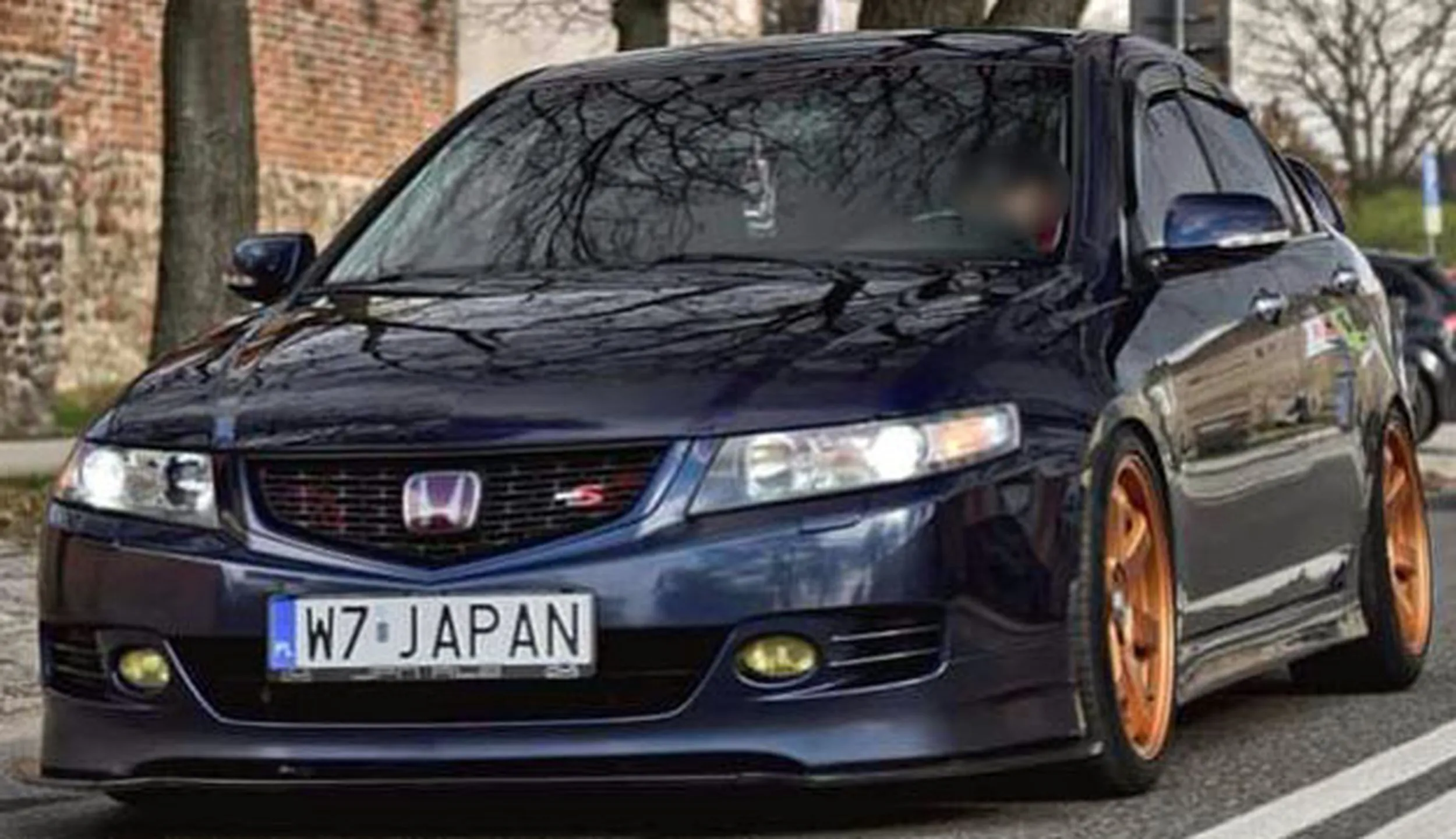 Fajny numer, blacha W7 JAPAN