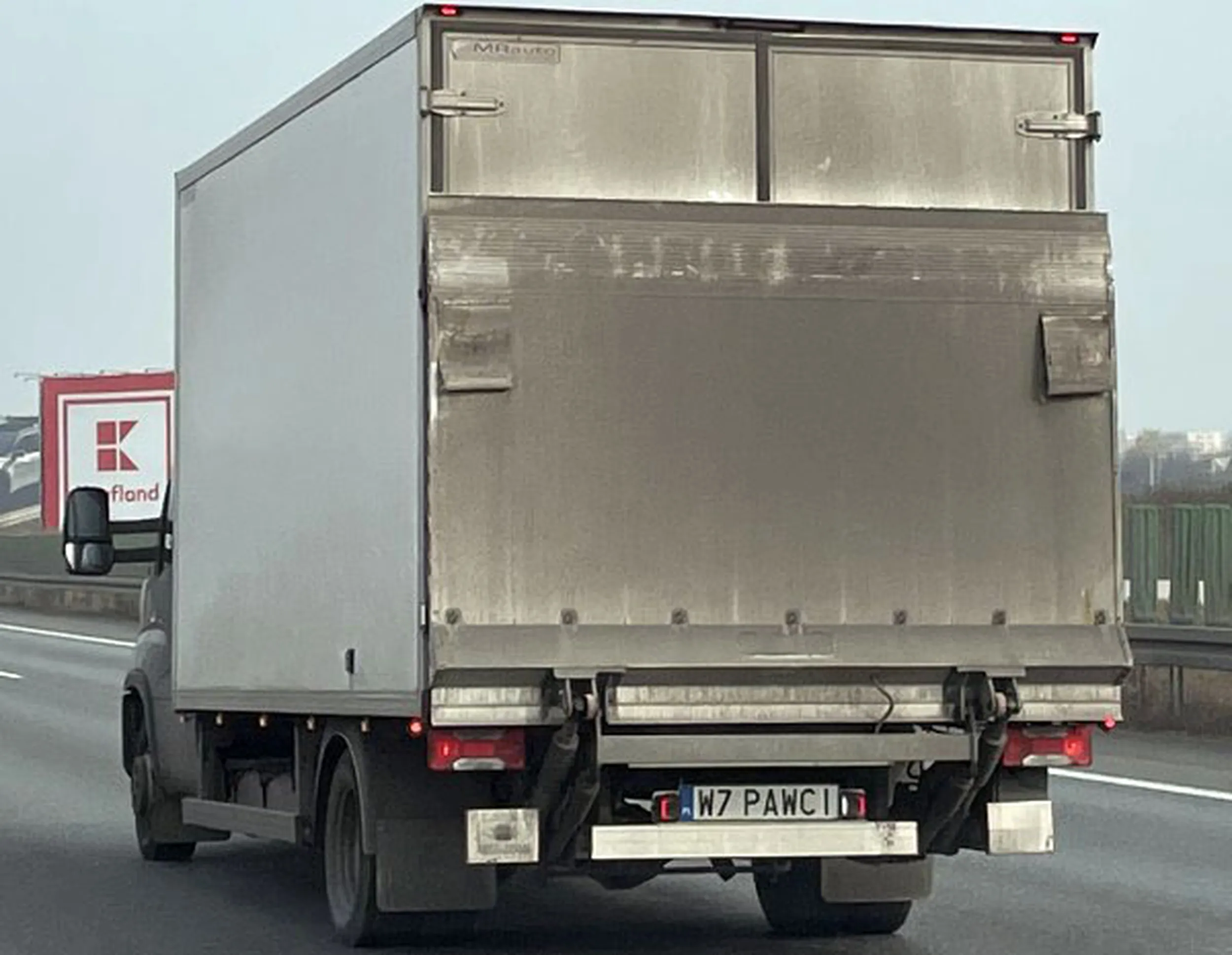 Fajny numer, blacha W7 PAWCI