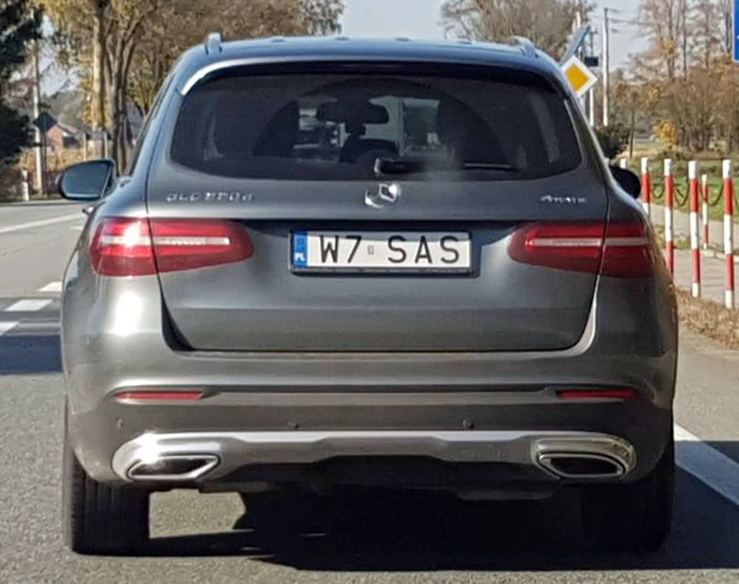 Fajny numer, blacha W7 SAS