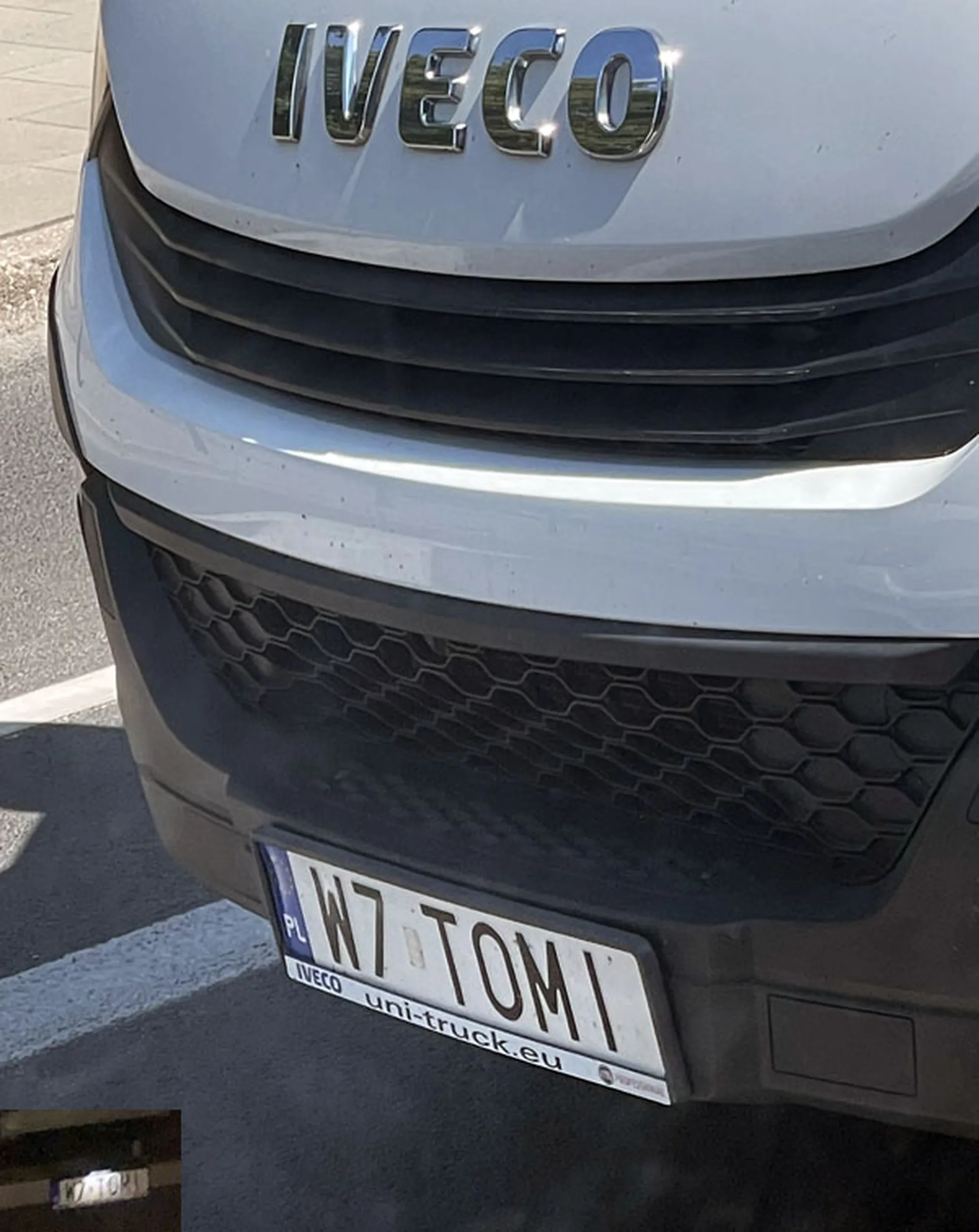 Fajny numer, blacha W7 TOMI