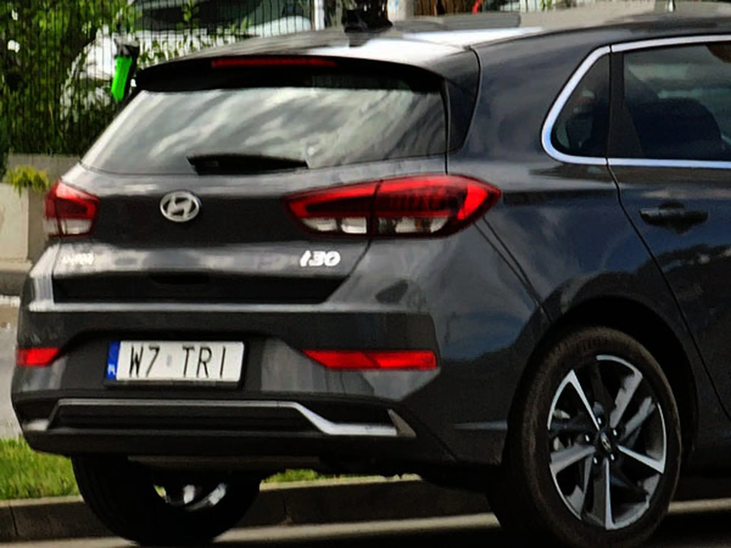 Fajny numer, blacha W7 TRI