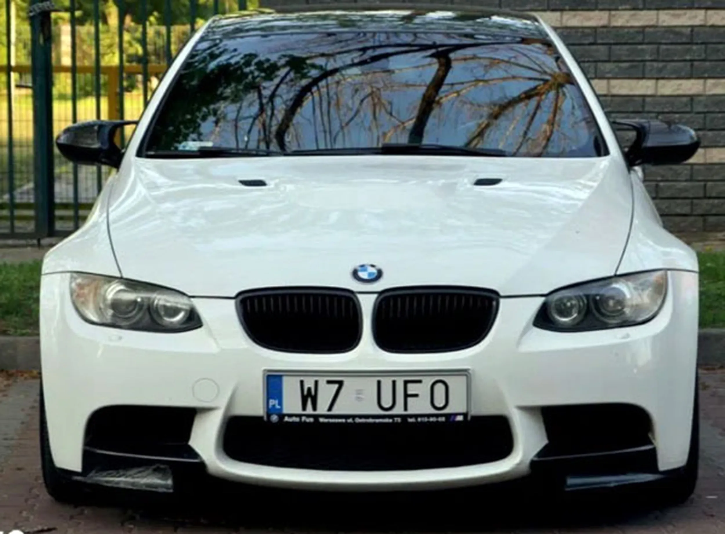 Fajny numer, blacha W7 UFO