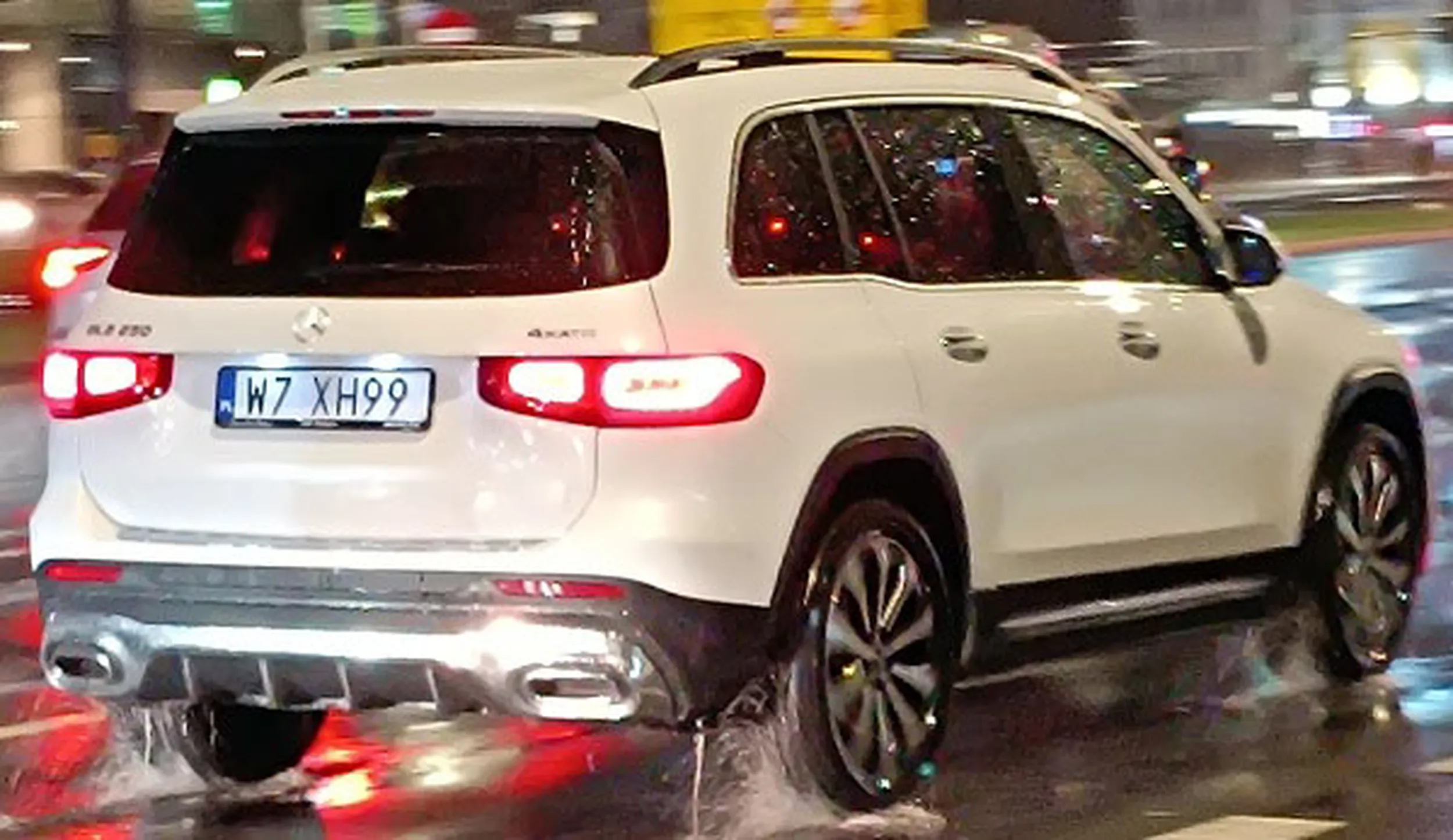 Fajny numer, blacha W7 XH99