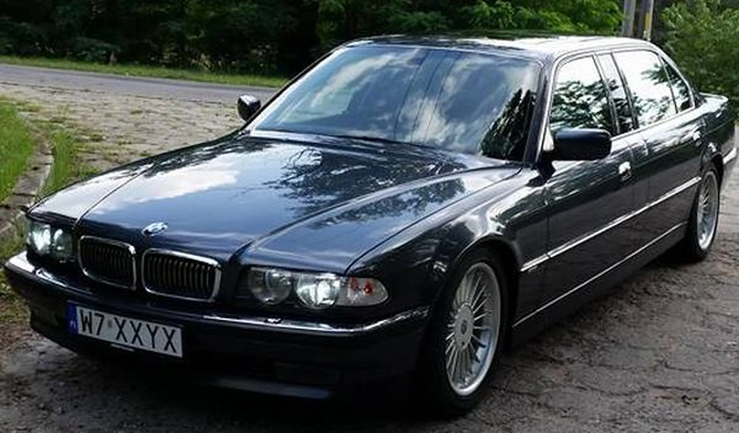 Fajny numer, blacha W7 XXYX