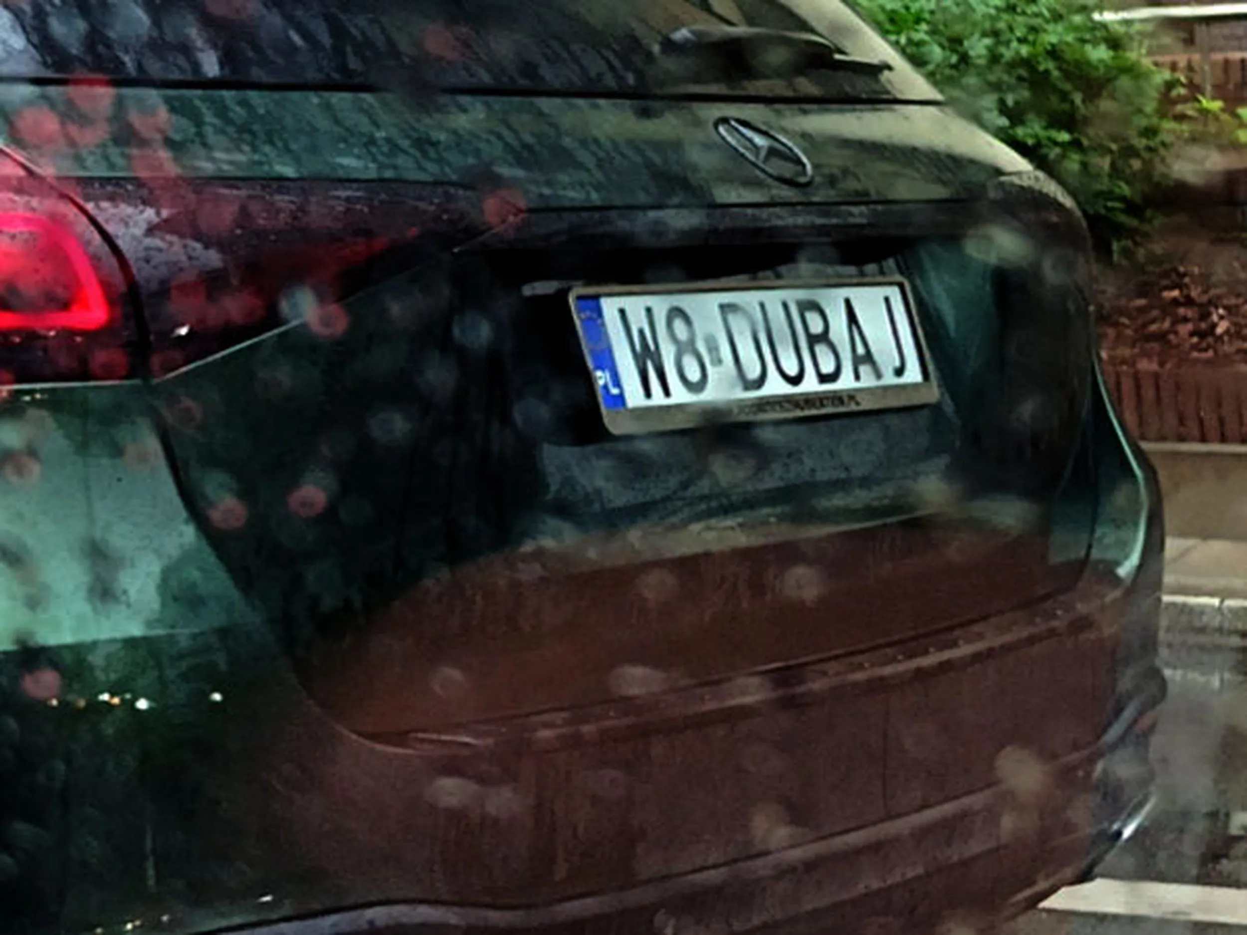 Fajny numer, blacha W8 DUBAJ