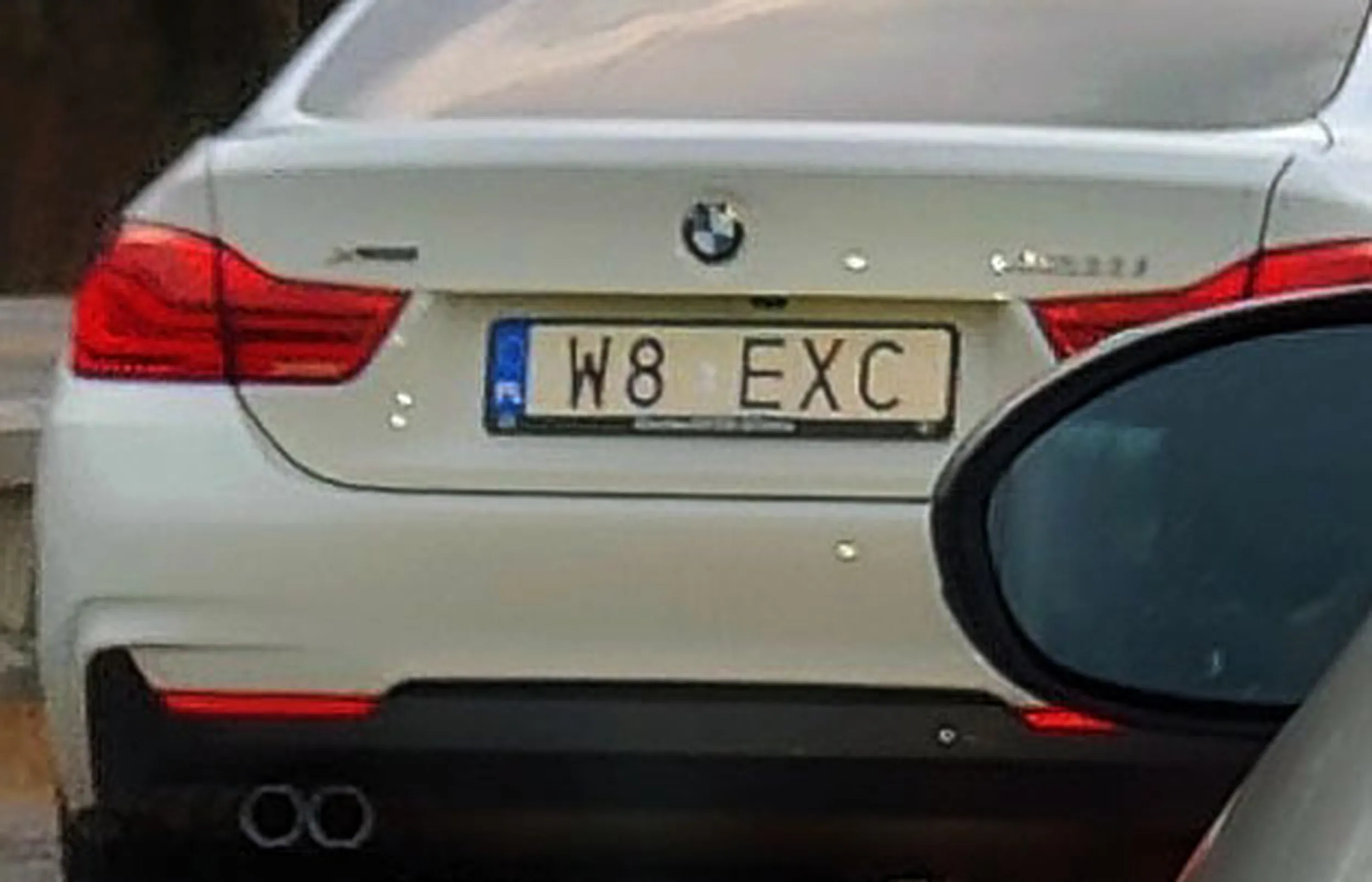 Fajny numer, blacha W8 EXC