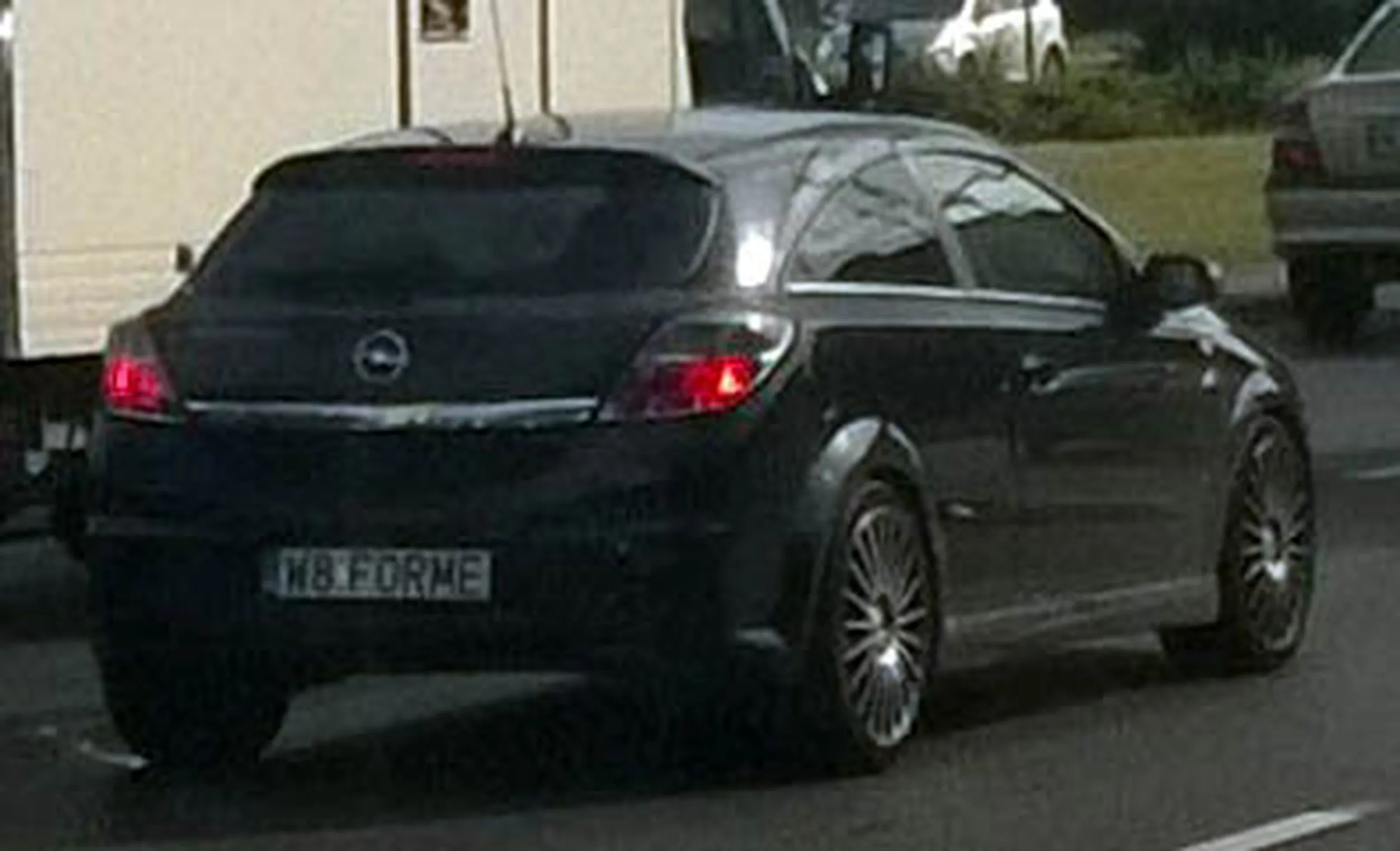 Fajny numer, blacha W8 FORME