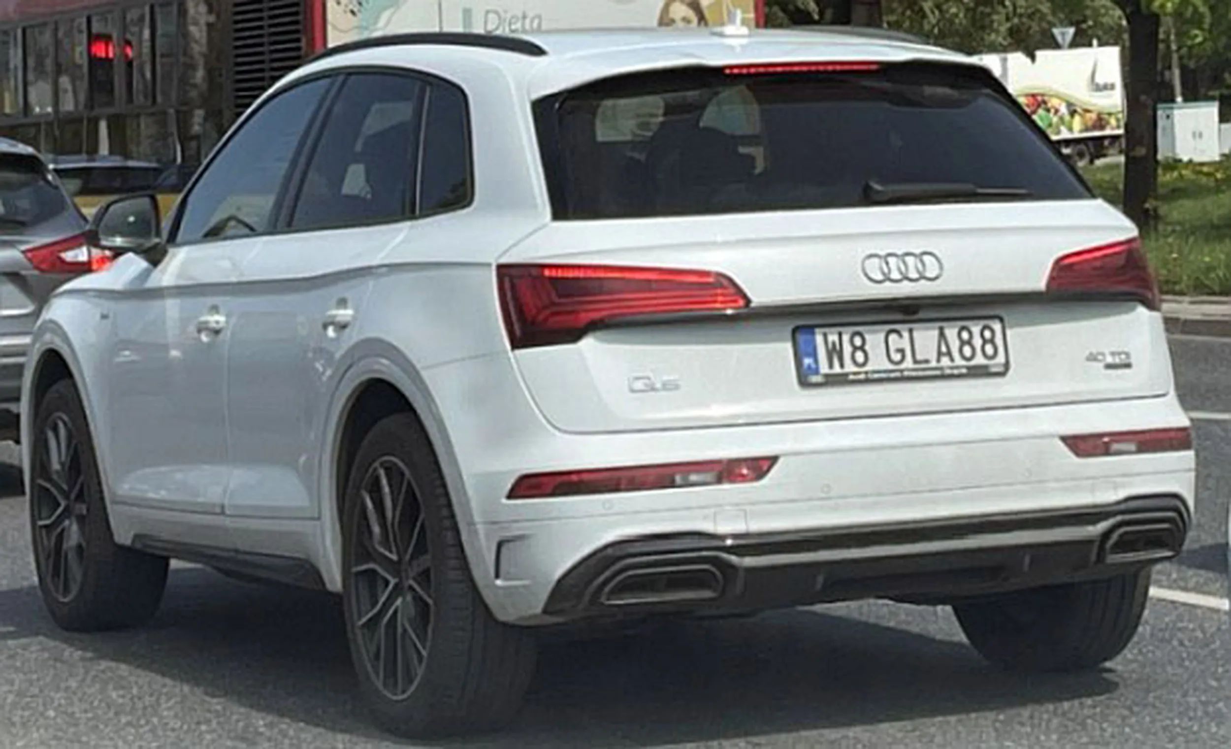 Fajny numer, blacha W8 GLA88