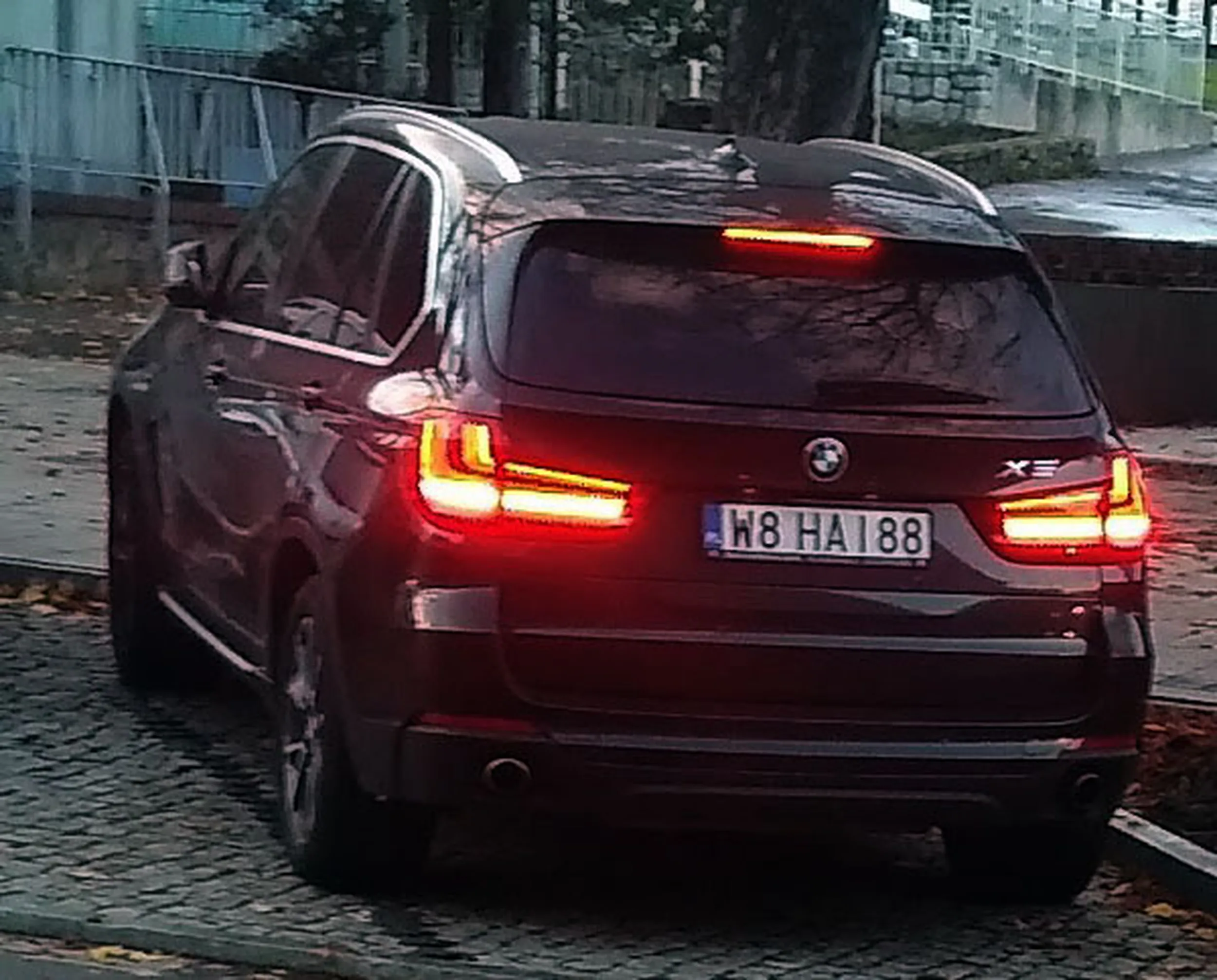 Fajny numer, blacha W8 HAI88