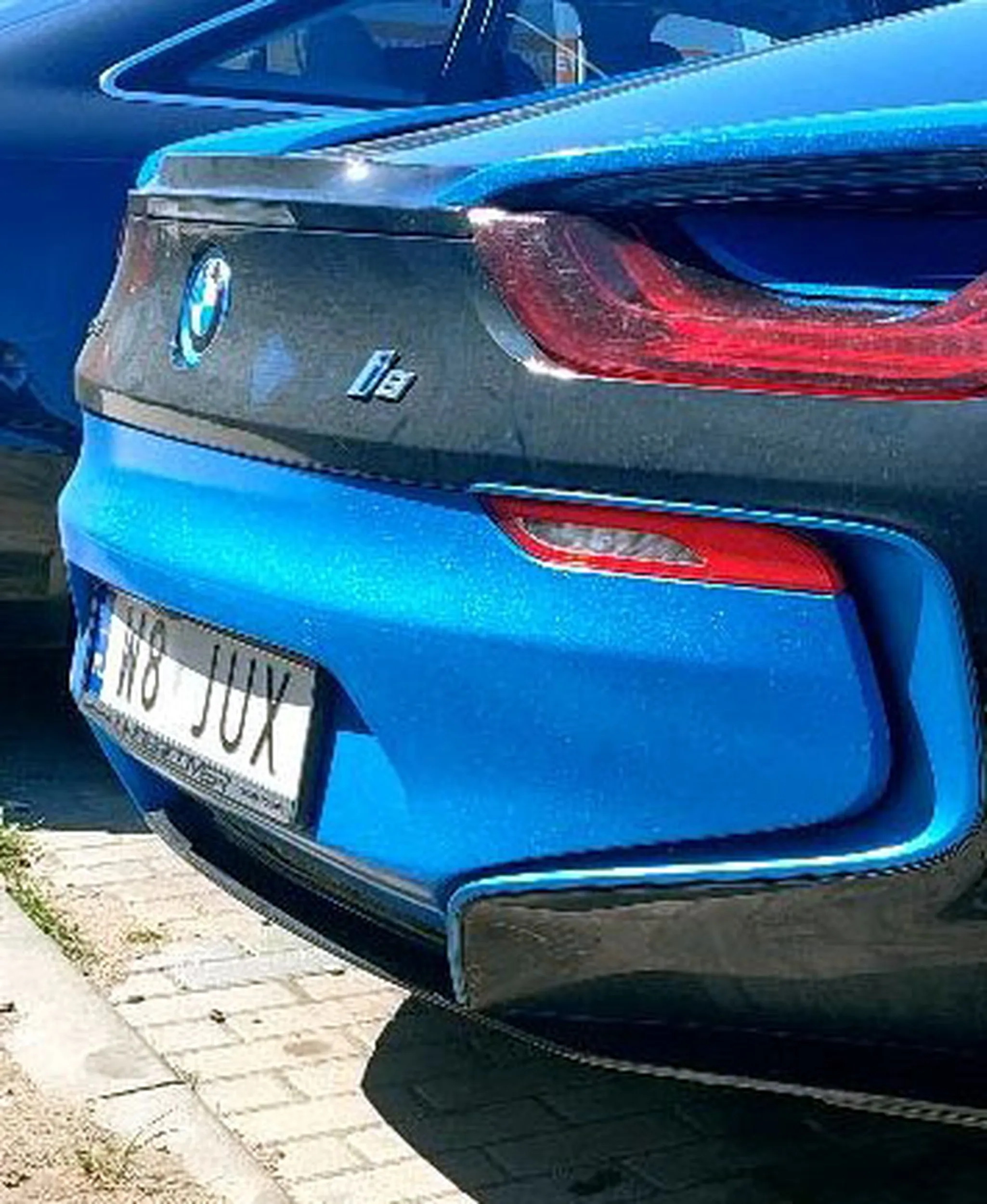 Fajny numer, blacha W8 JUX