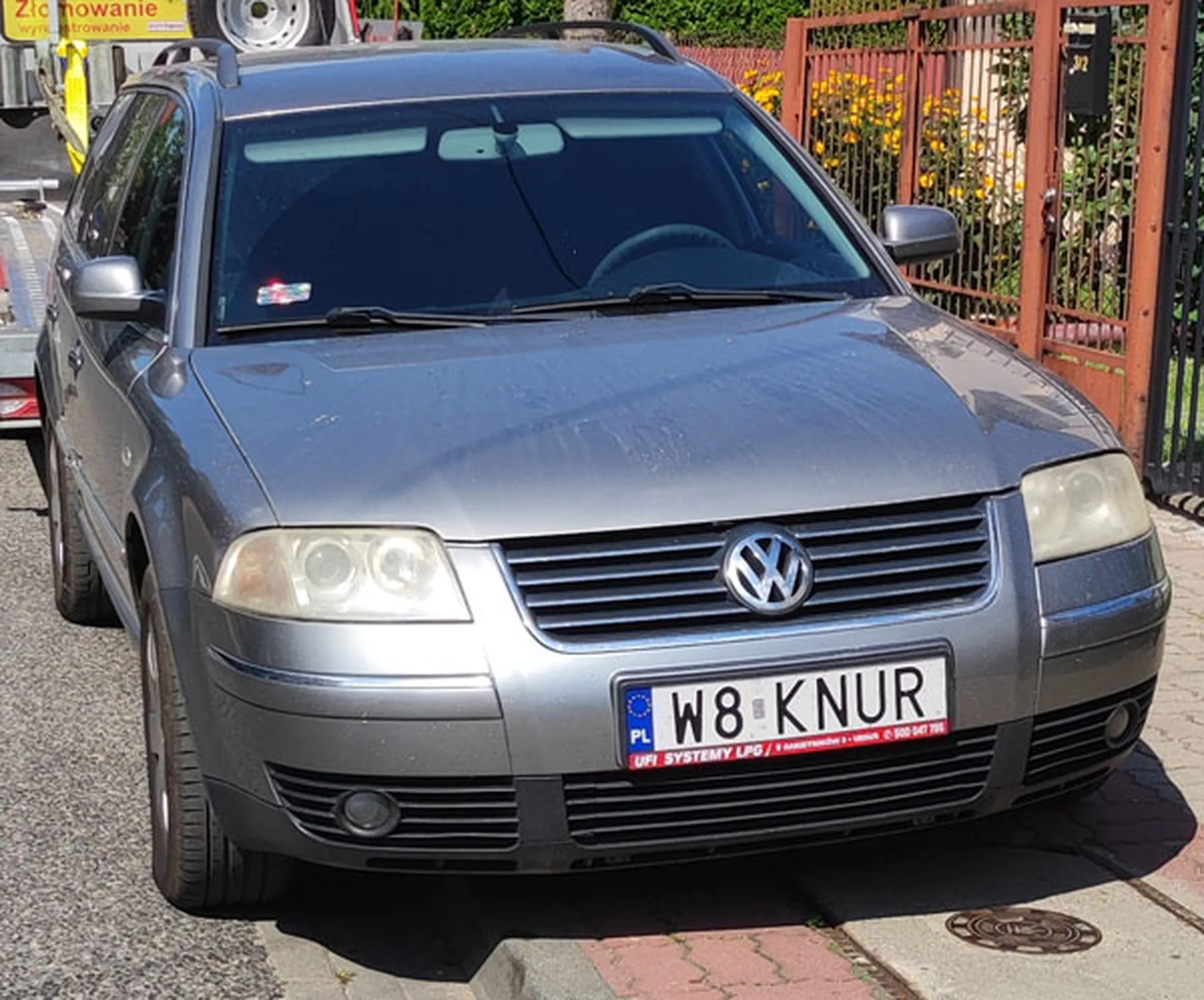 Fajny numer, blacha W8 KNUR