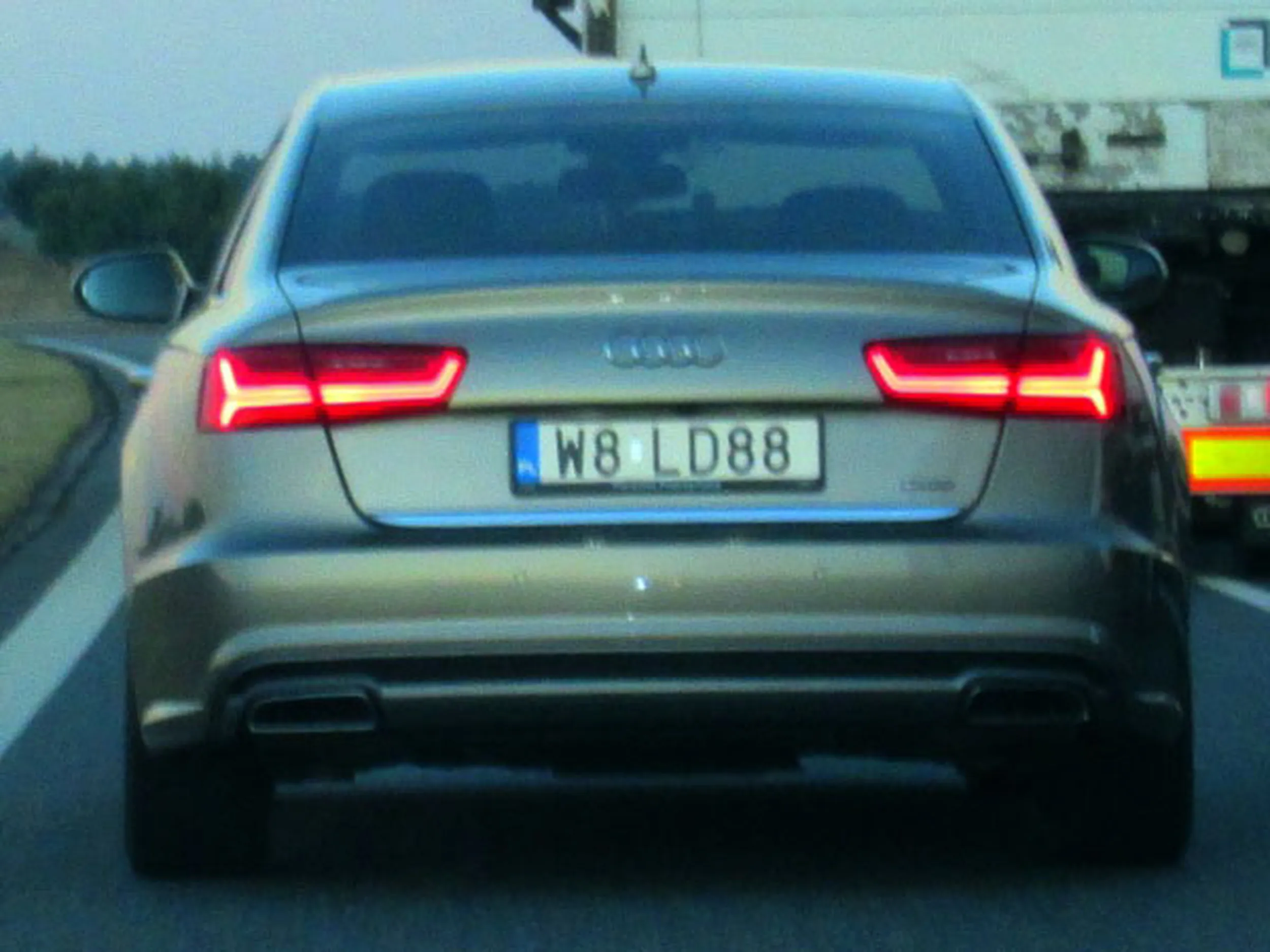 Fajny numer, blacha W8 LD88