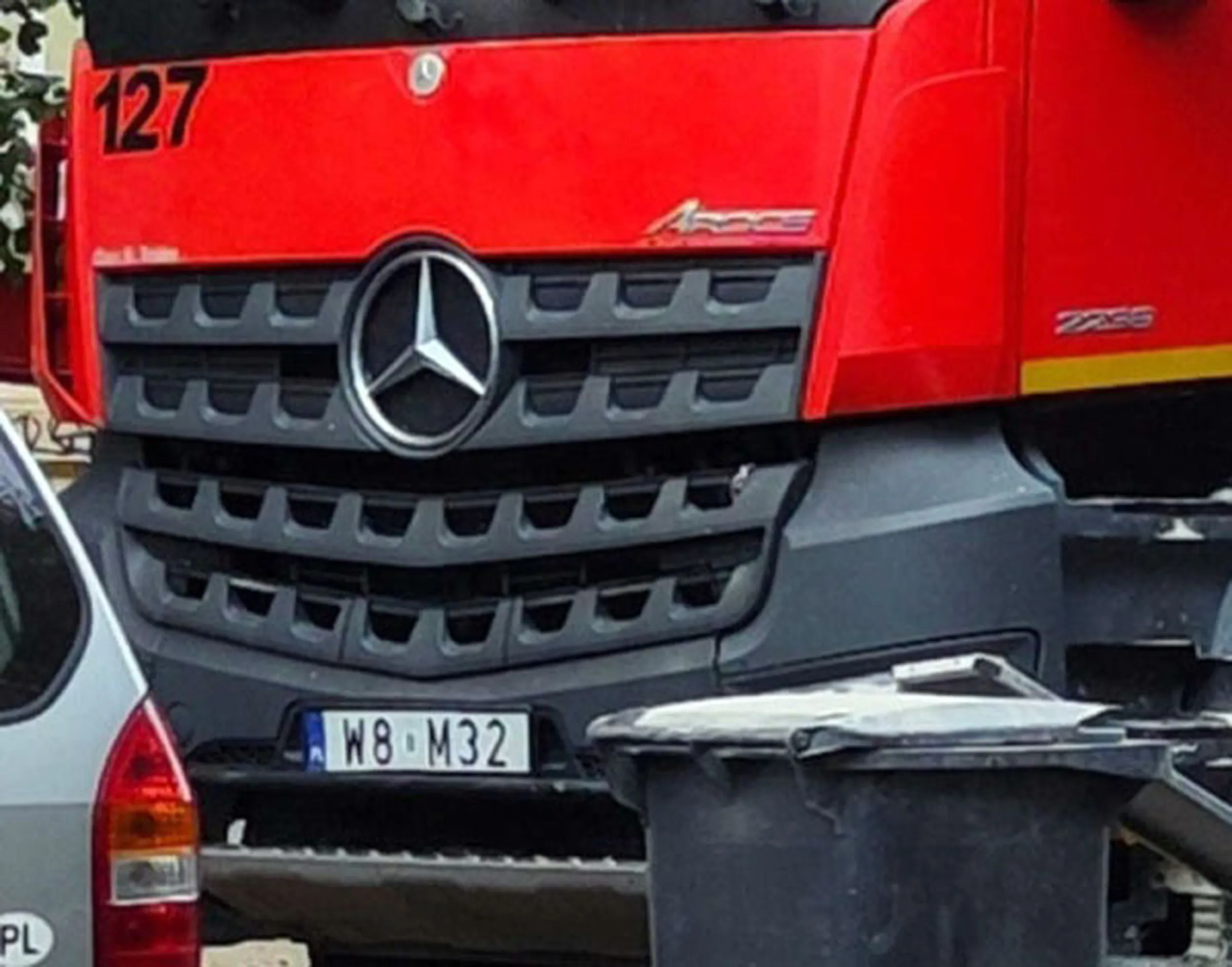 Fajny numer, blacha W8 M32