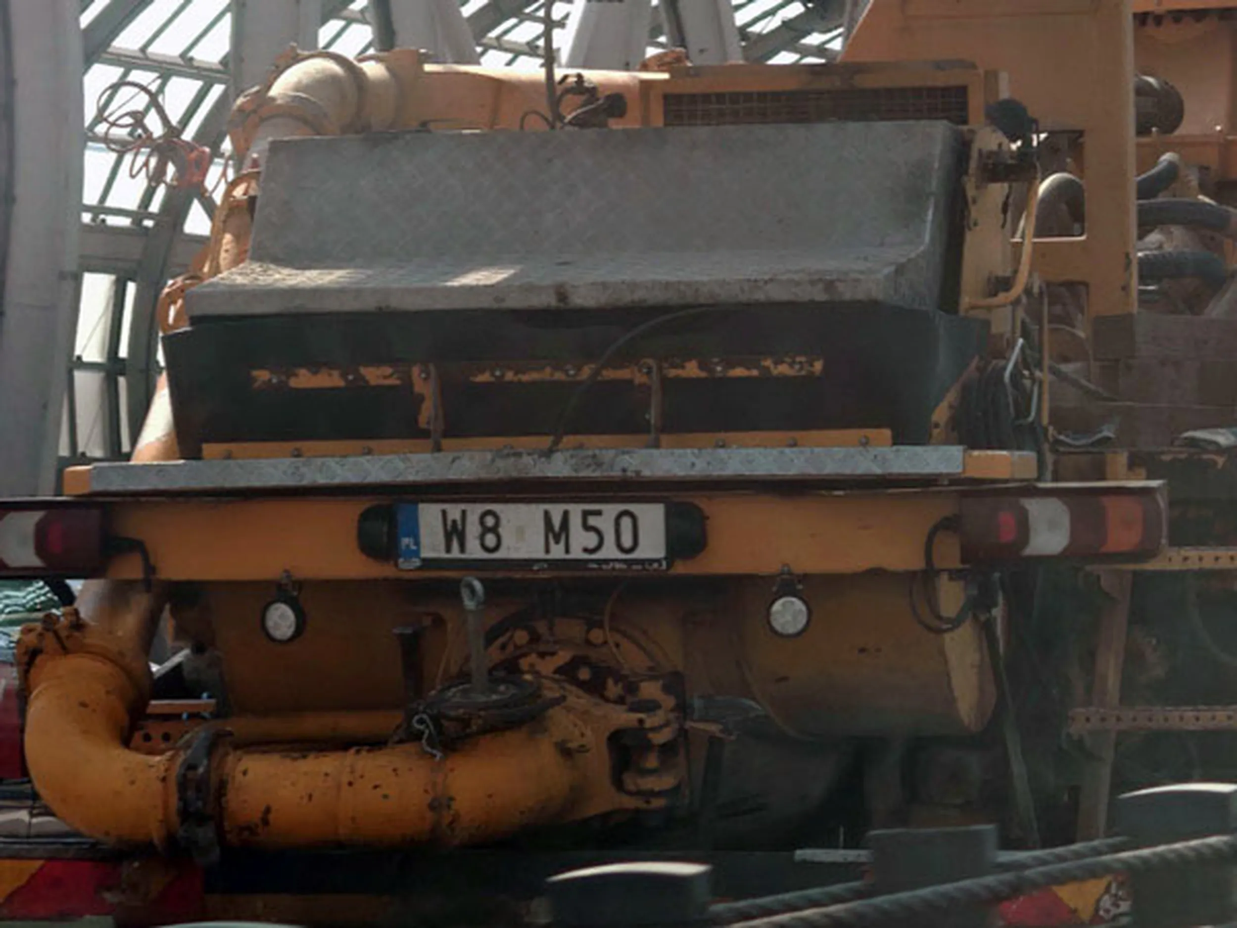 Fajny numer, blacha W8 M50