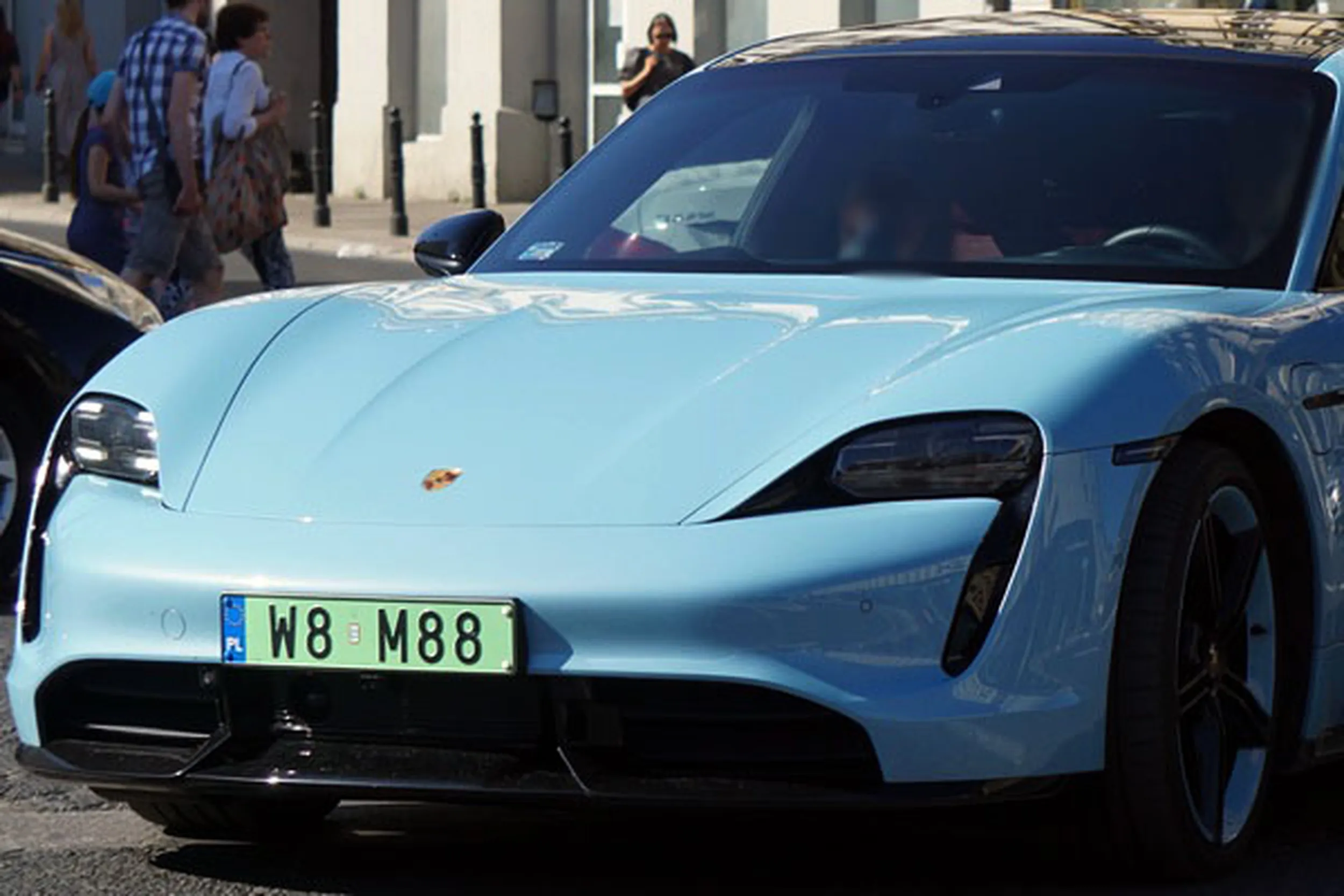 Fajny numer, blacha W8 M88