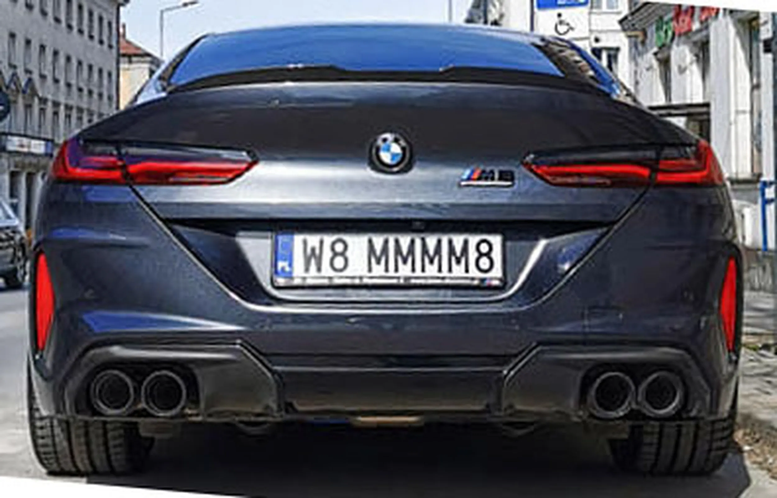 Fajny numer, blacha W8 MMMM8