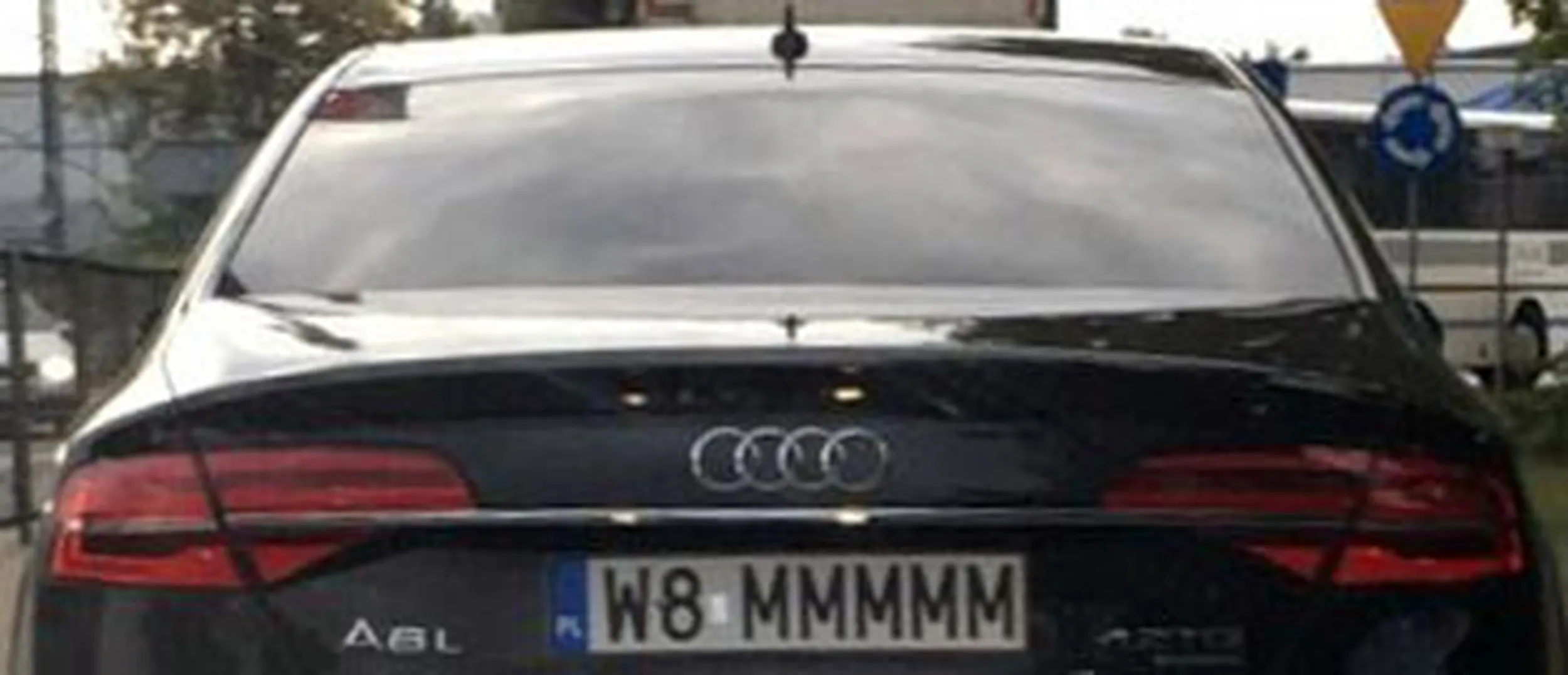 Fajny numer, blacha W8 MMMMM