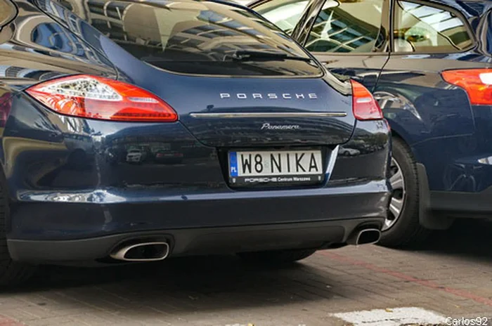 Fajny numer, blacha W8 NIKA