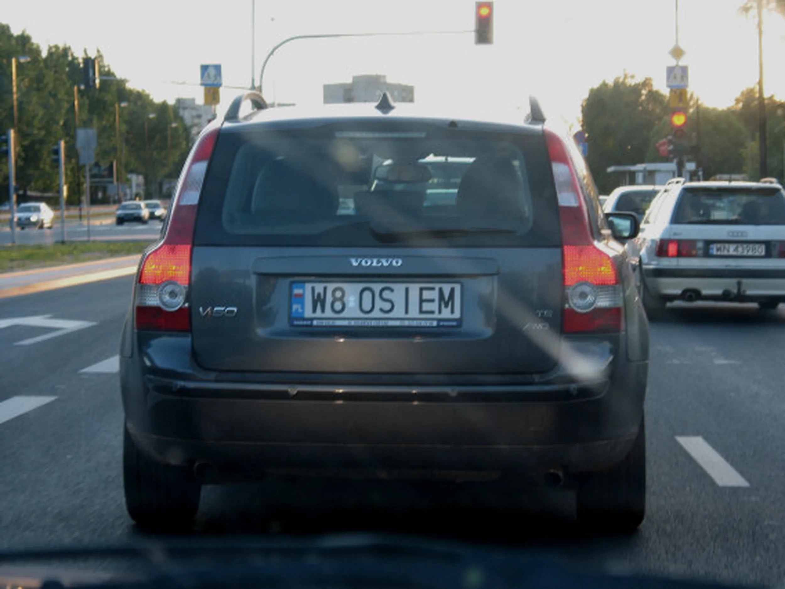 Fajny numer, blacha W8 OSIEM