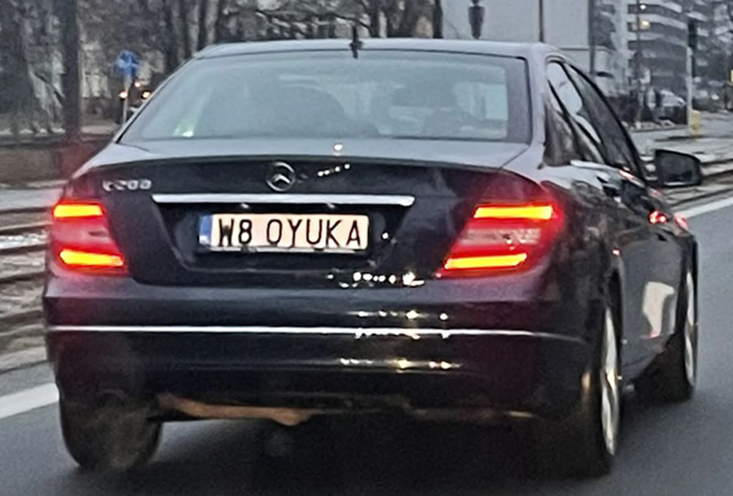 Fajny numer, blacha W8 OYUKA