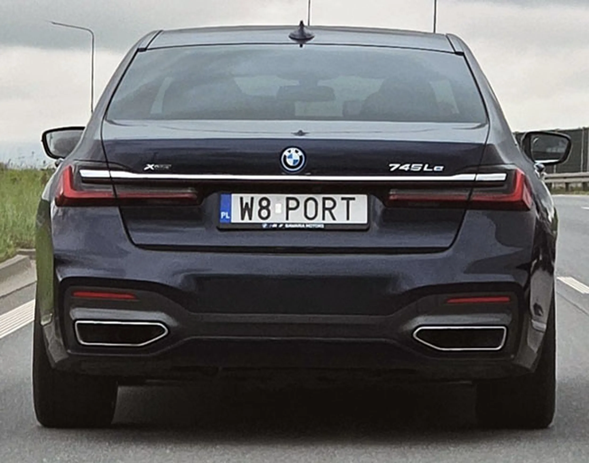 Fajny numer, blacha W8 PORT